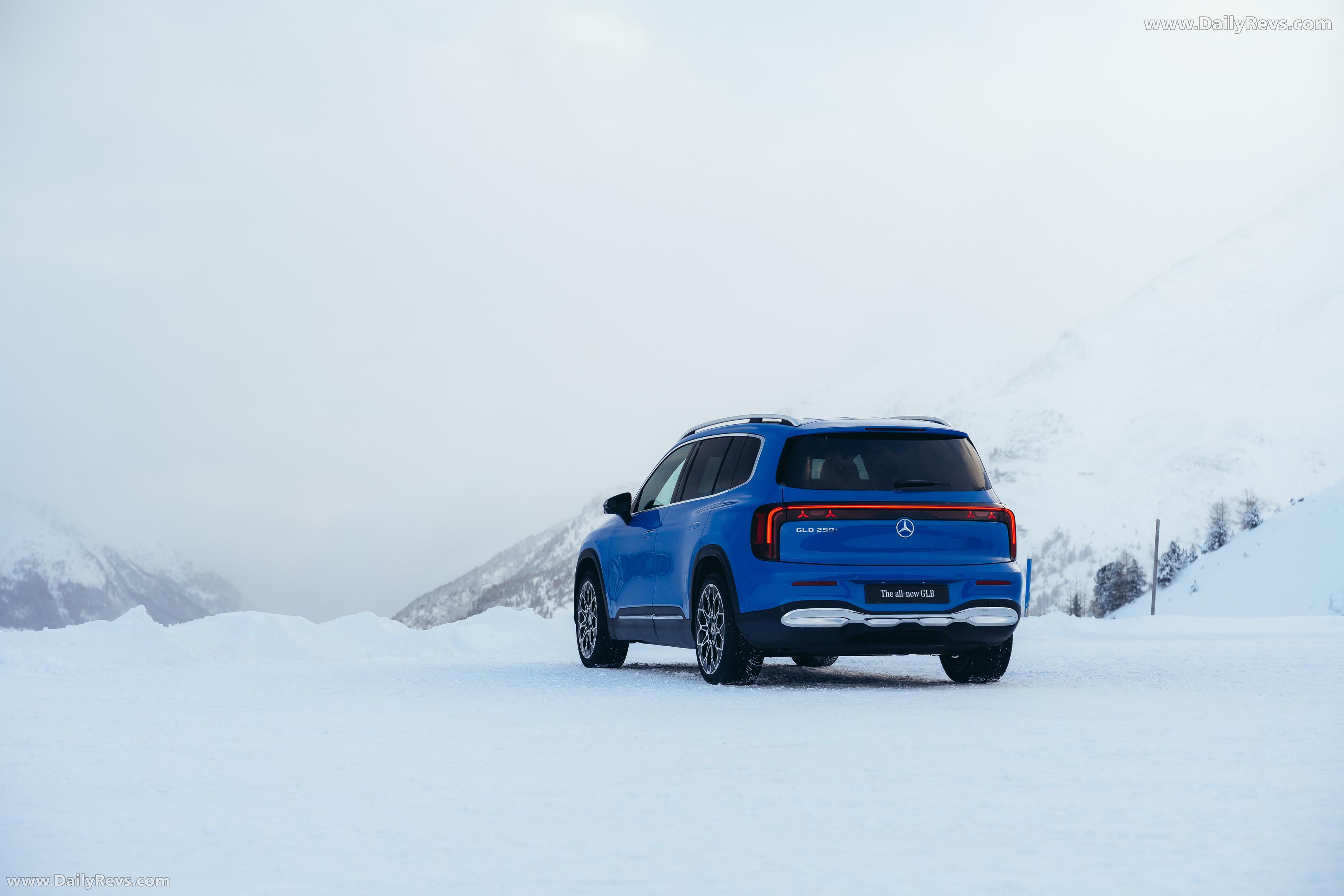 2027 Mercedes-Benz GLB 250 Plus EQ X247 Rear View
