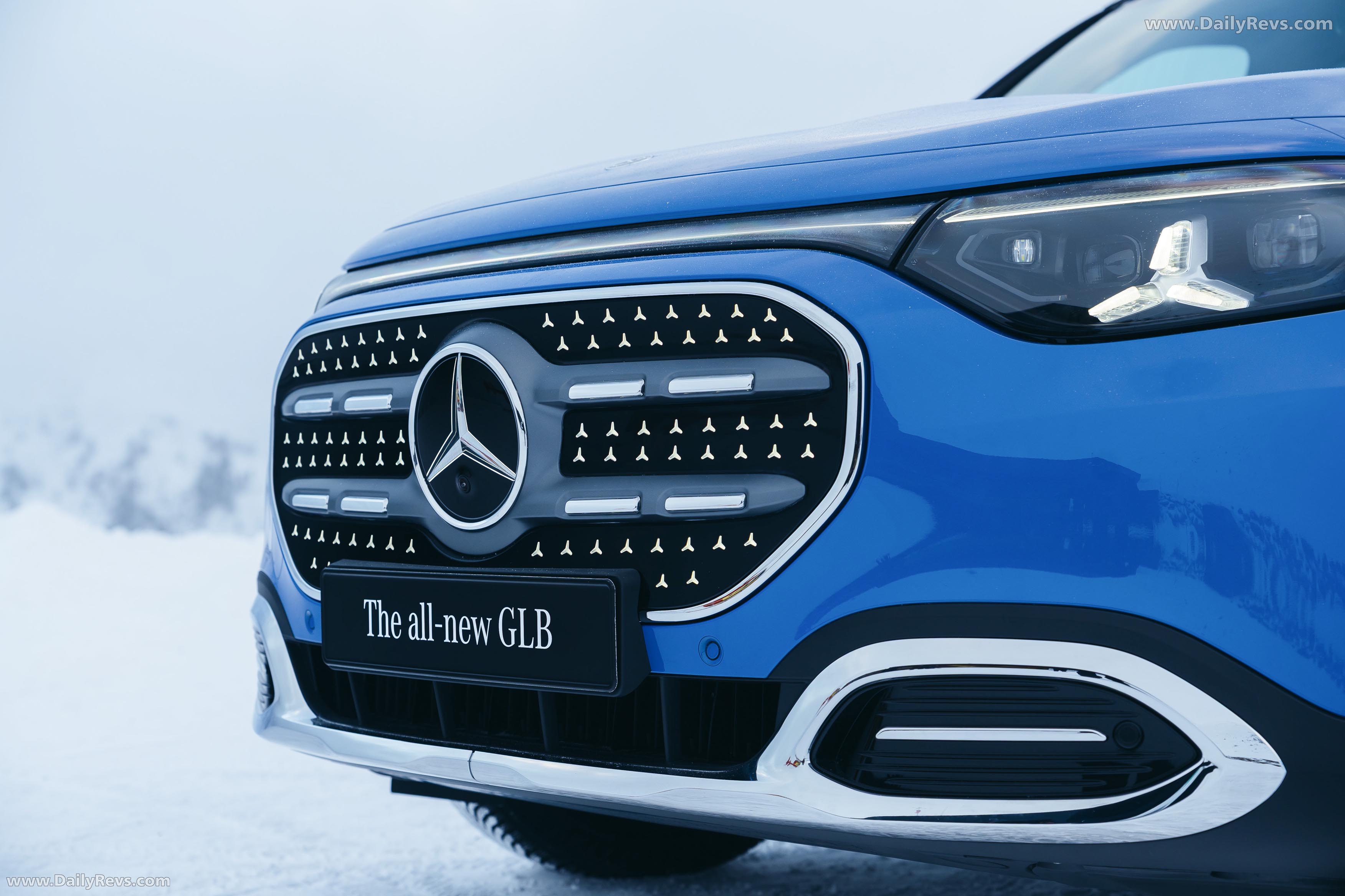 2027 Mercedes-Benz GLB 250 Plus EQ X247 Exterior