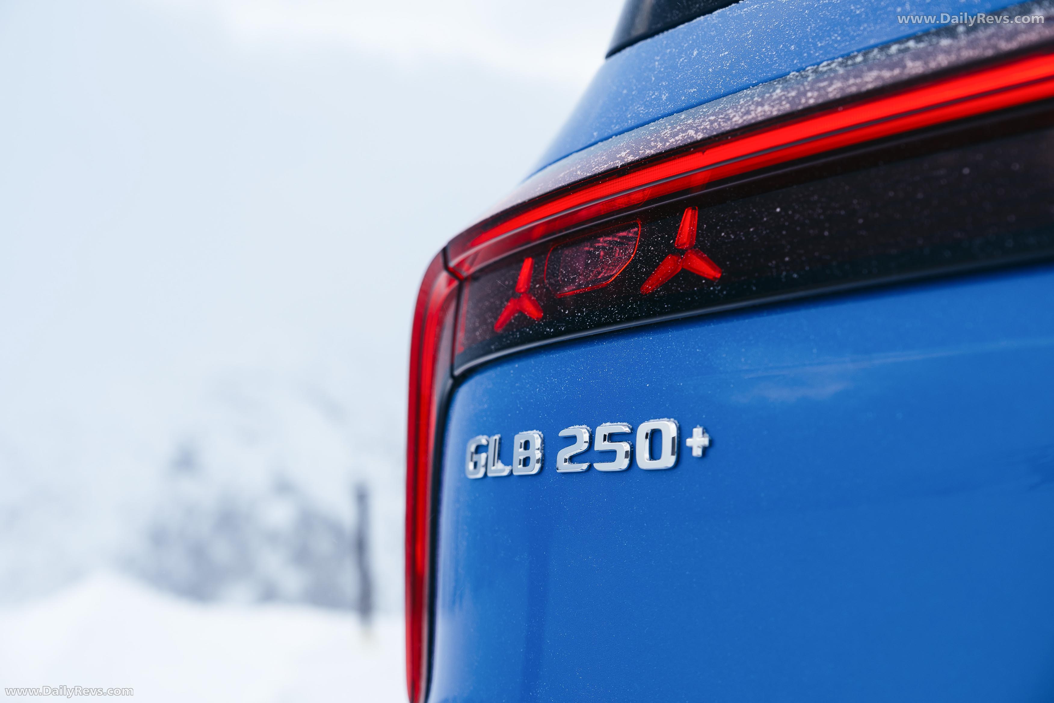2027 Mercedes-Benz GLB 250 Plus EQ X247 Exterior