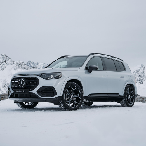 2027 Mercedes-Benz GLB 350 4MATIC EQ X247 Front View