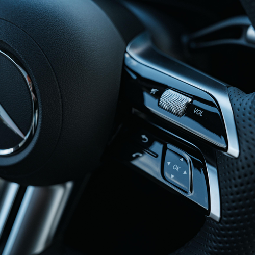 2027 Mercedes-Benz GLB 350 4MATIC EQ X247 Interior