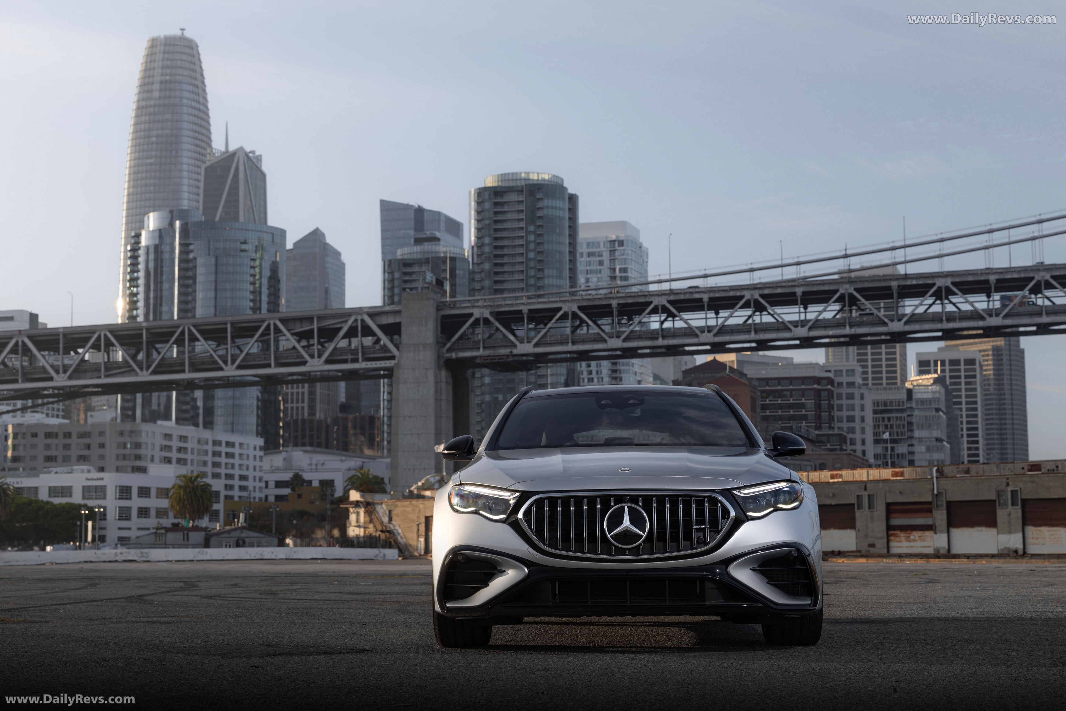 2025 Mercedes-Benz E53 AMG Hybrid Estate W213 US Version Front View