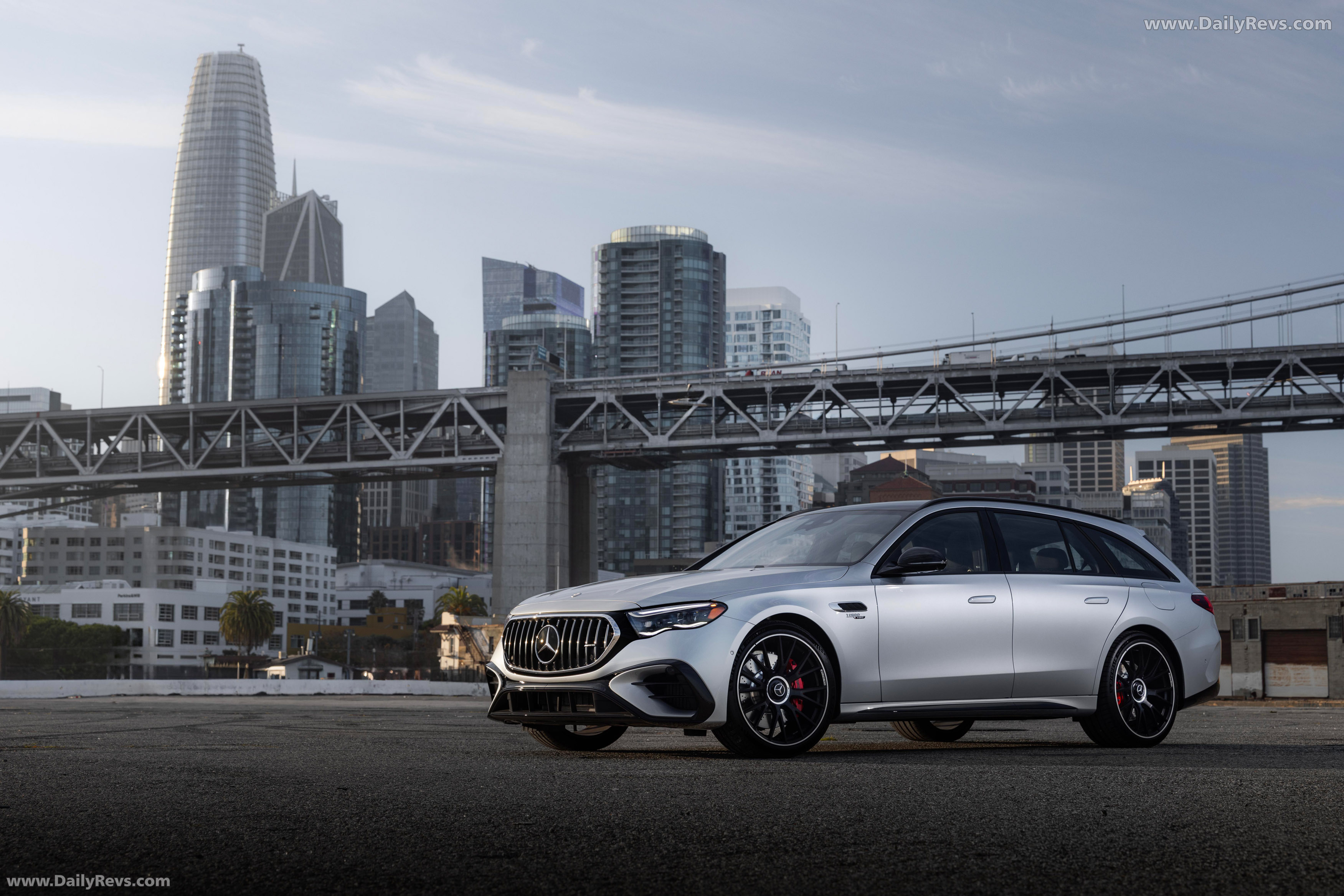 2025 Mercedes-Benz E53 AMG Hybrid Estate W213 US Version Front View