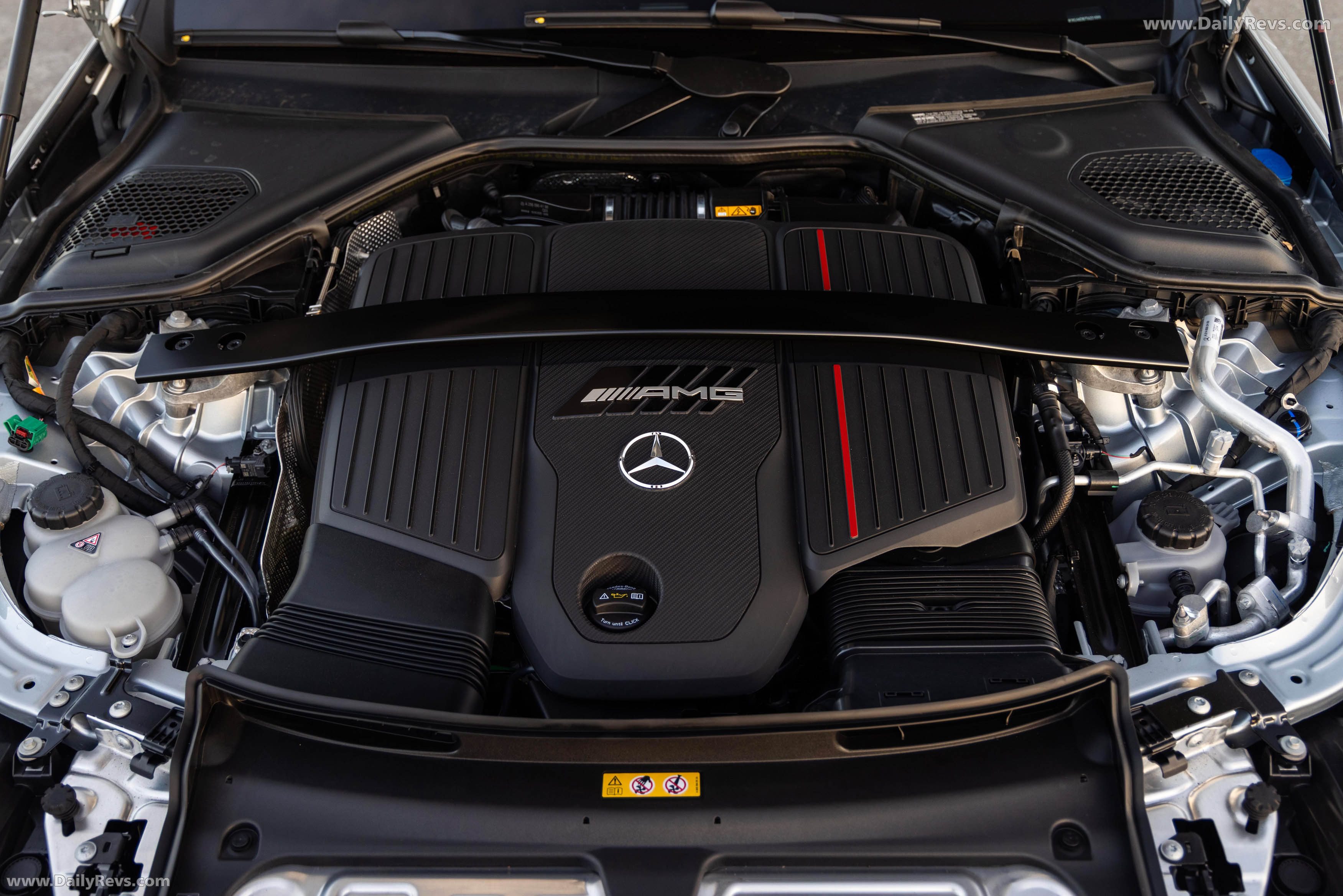 2025 Mercedes-Benz E53 AMG Hybrid Estate W213 US Version Engine