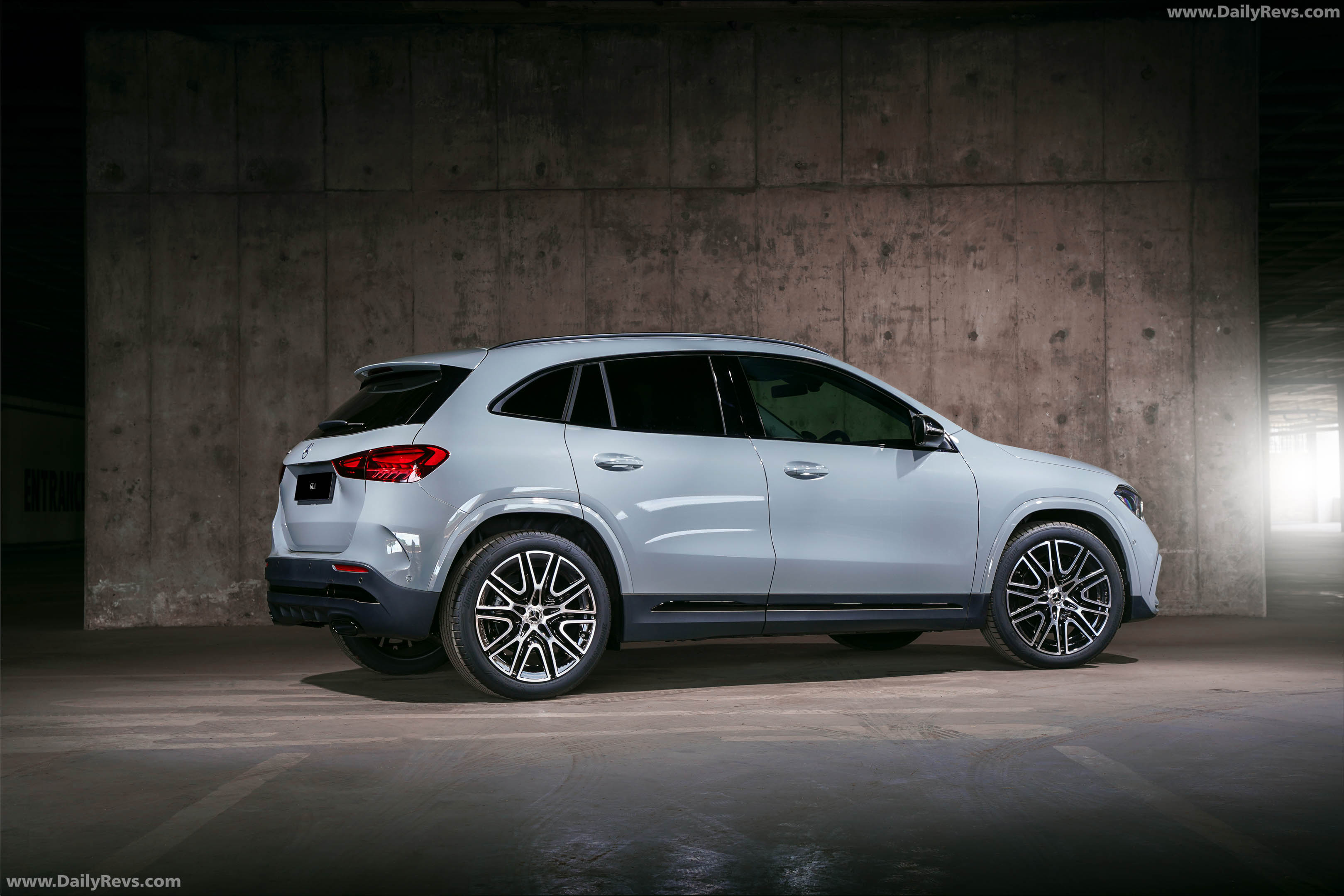 2026 Mercedes-Benz GLA H247 Night Edition Rear View