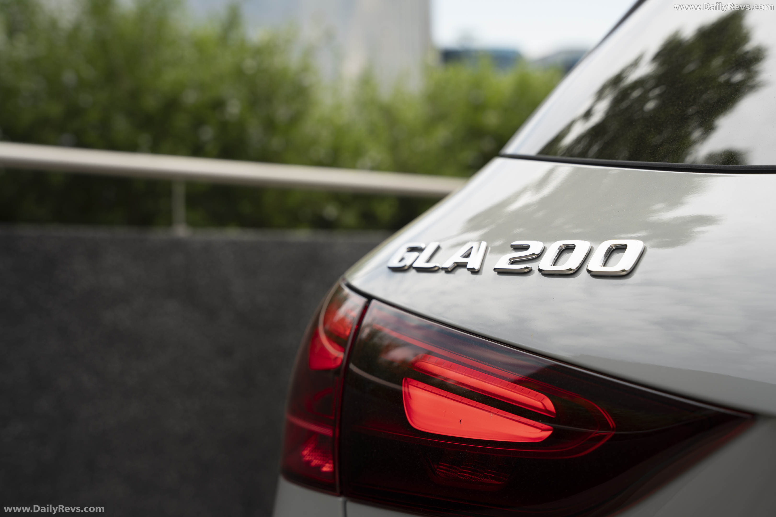 2026 Mercedes-Benz GLA H247 Night Edition Exterior