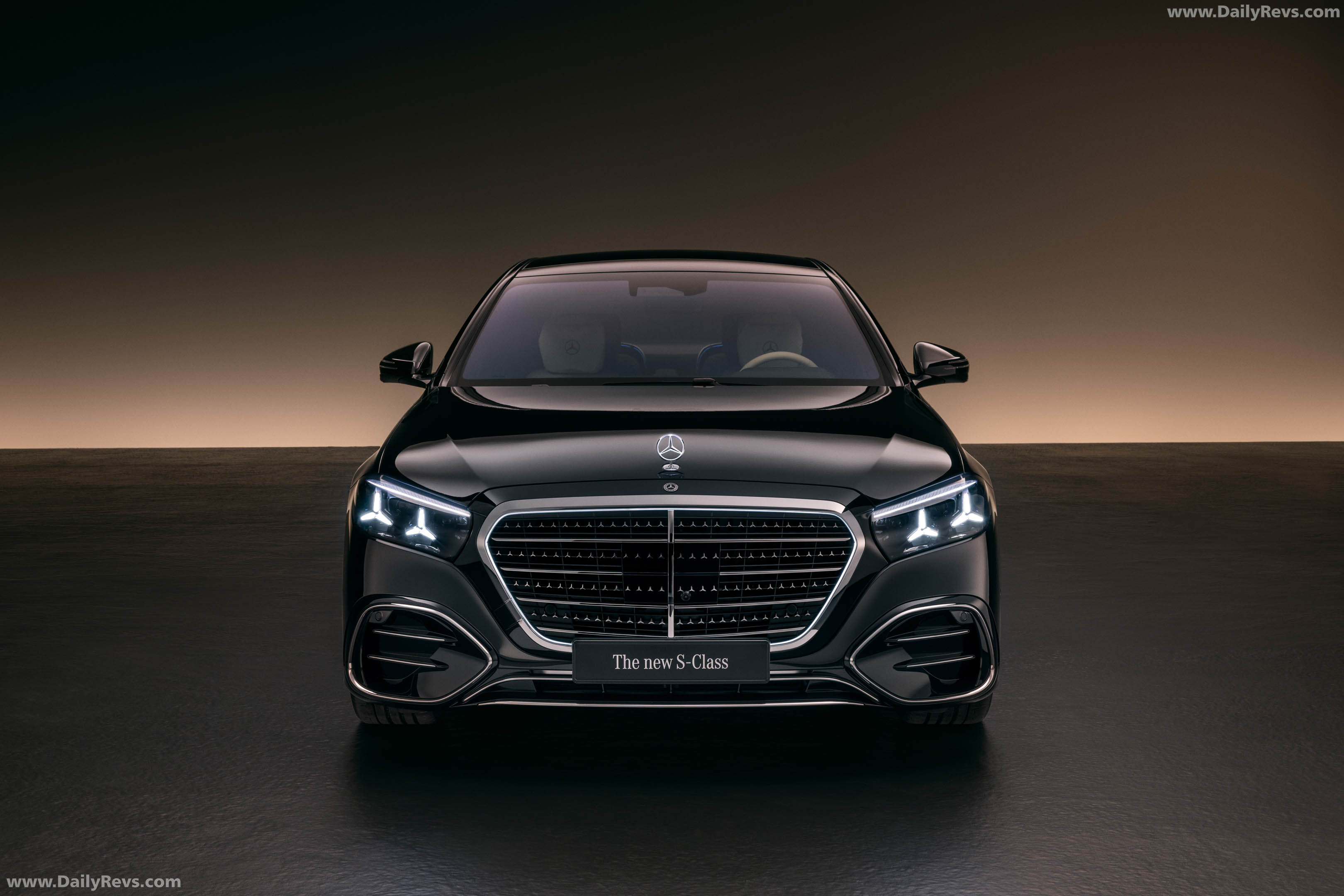 2027 Mercedes-Benz S-Class Manufaktur W223 Front View