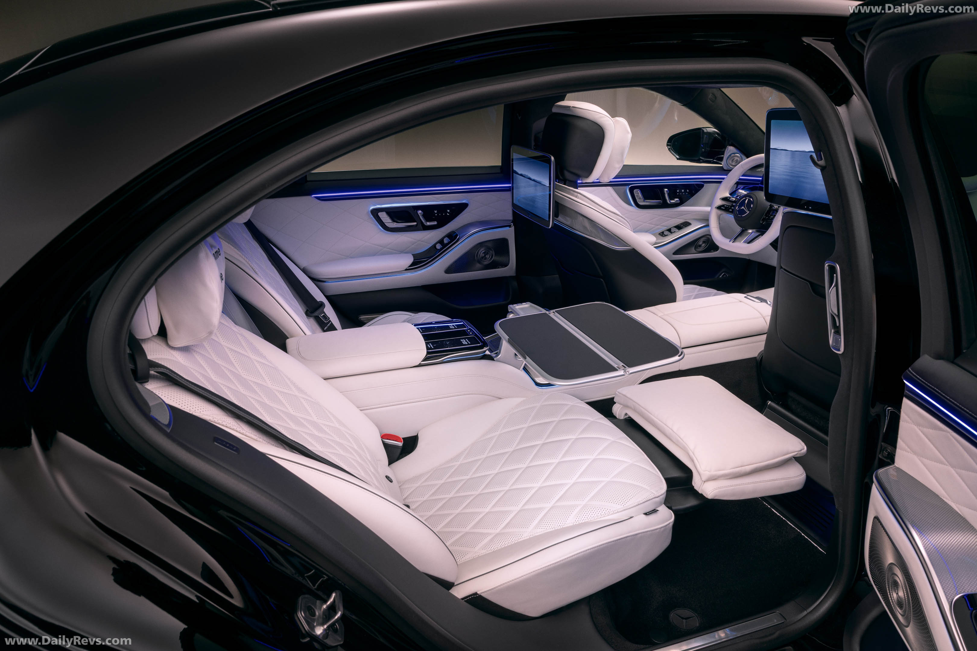 2027 Mercedes-Benz S-Class Manufaktur W223 Interior