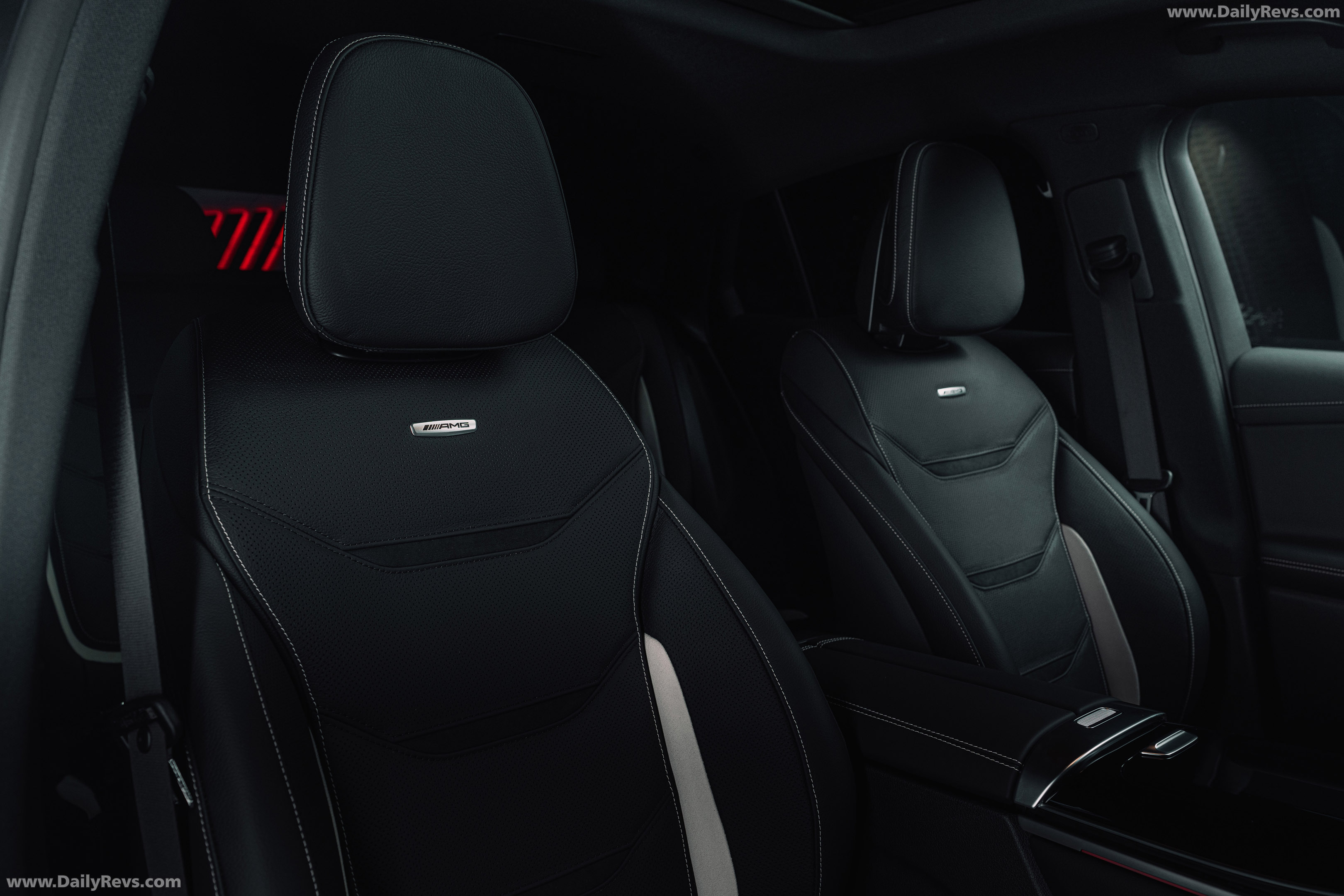 2027 Mercedes-Benz GLC 53 AMG 4Matic Coupe C254 Interior