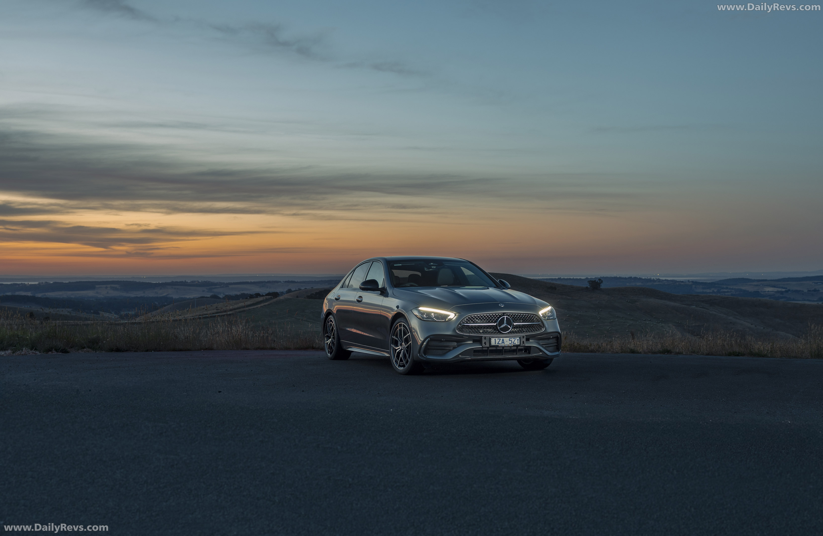 2025 Mercedes-Benz C 300 AMG Line Plus Edition S206 Front View
