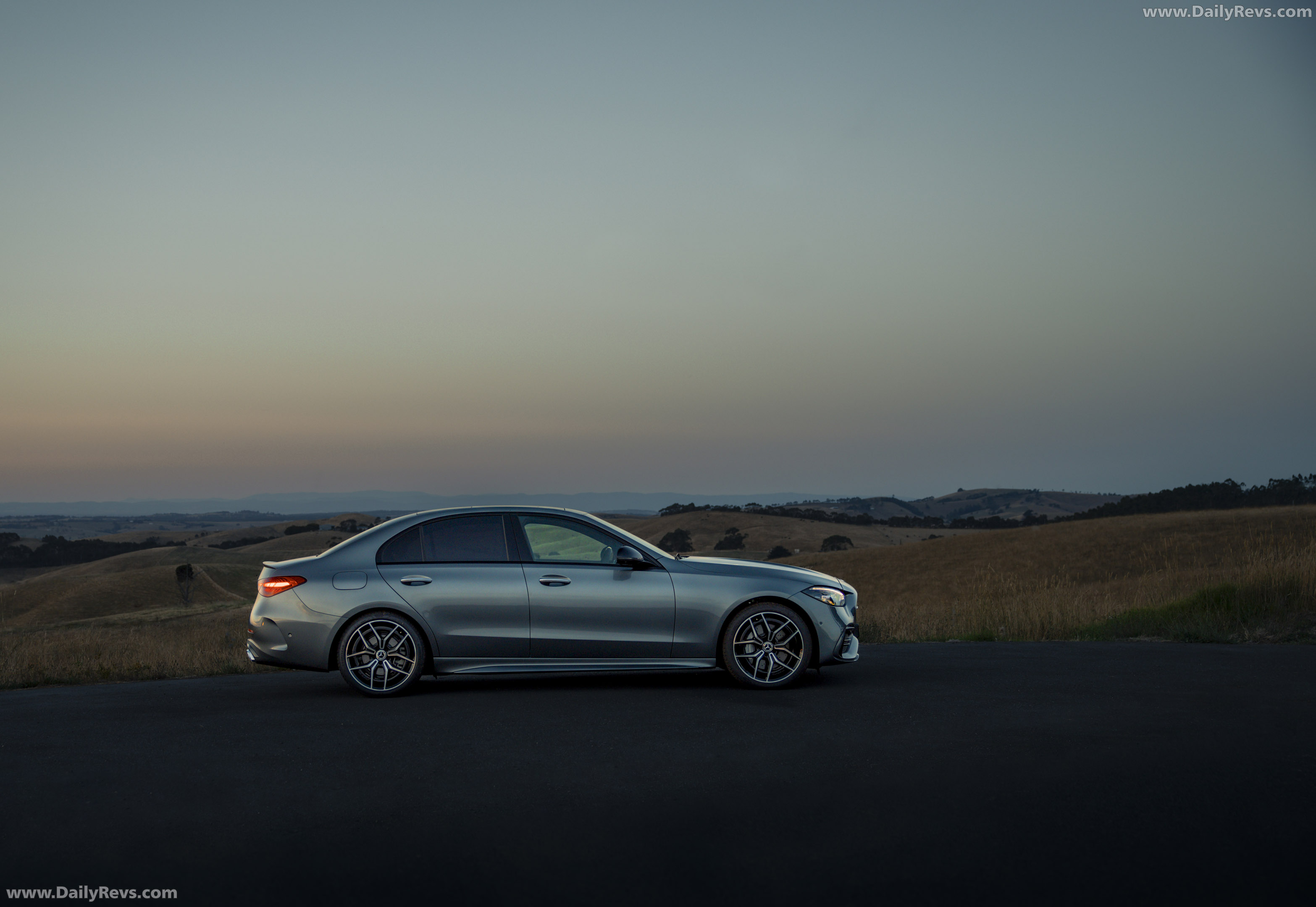 2025 Mercedes-Benz C 300 AMG Line Plus Edition S206 Side View