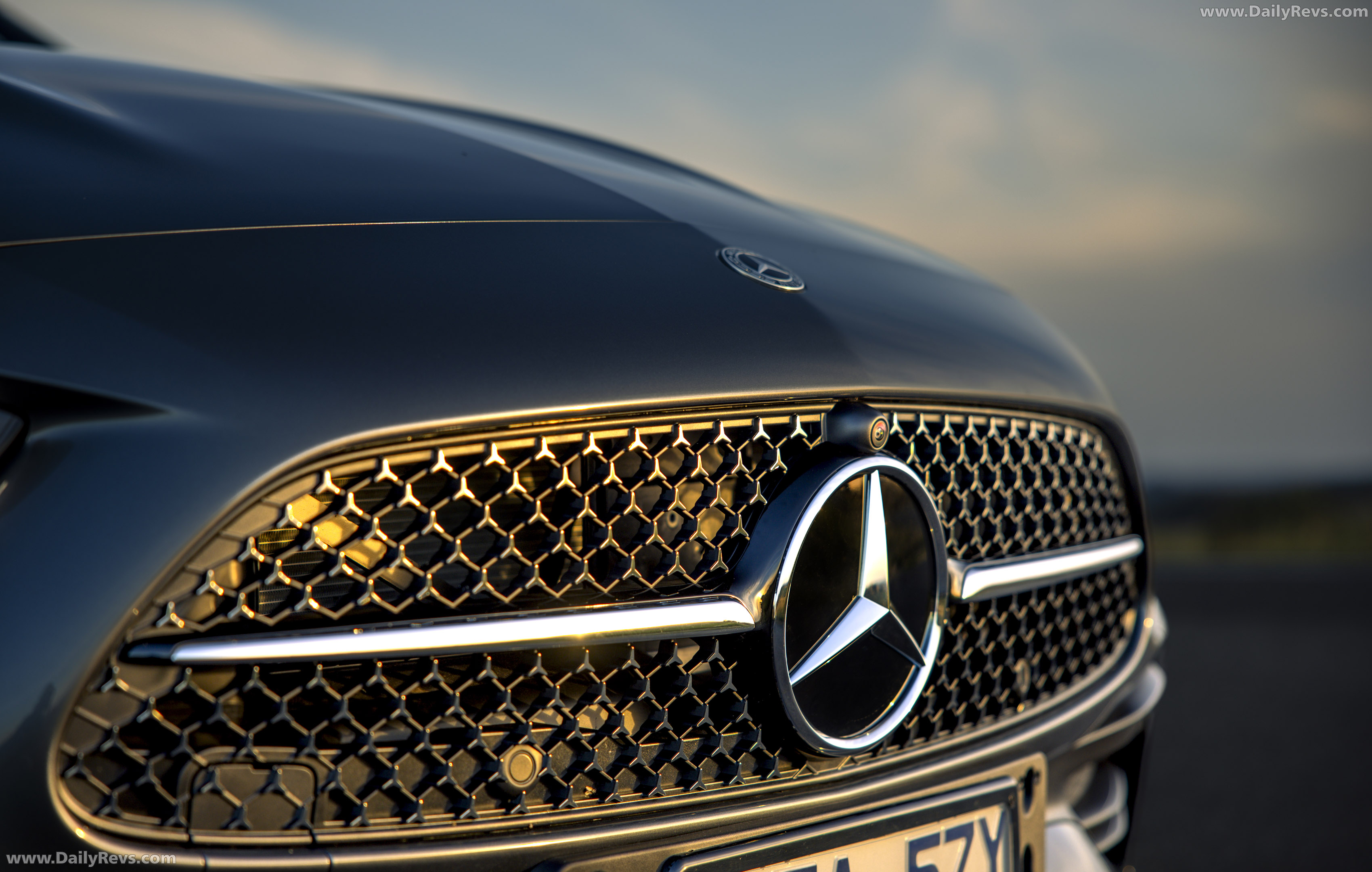 2025 Mercedes-Benz C 300 AMG Line Plus Edition S206 Exterior