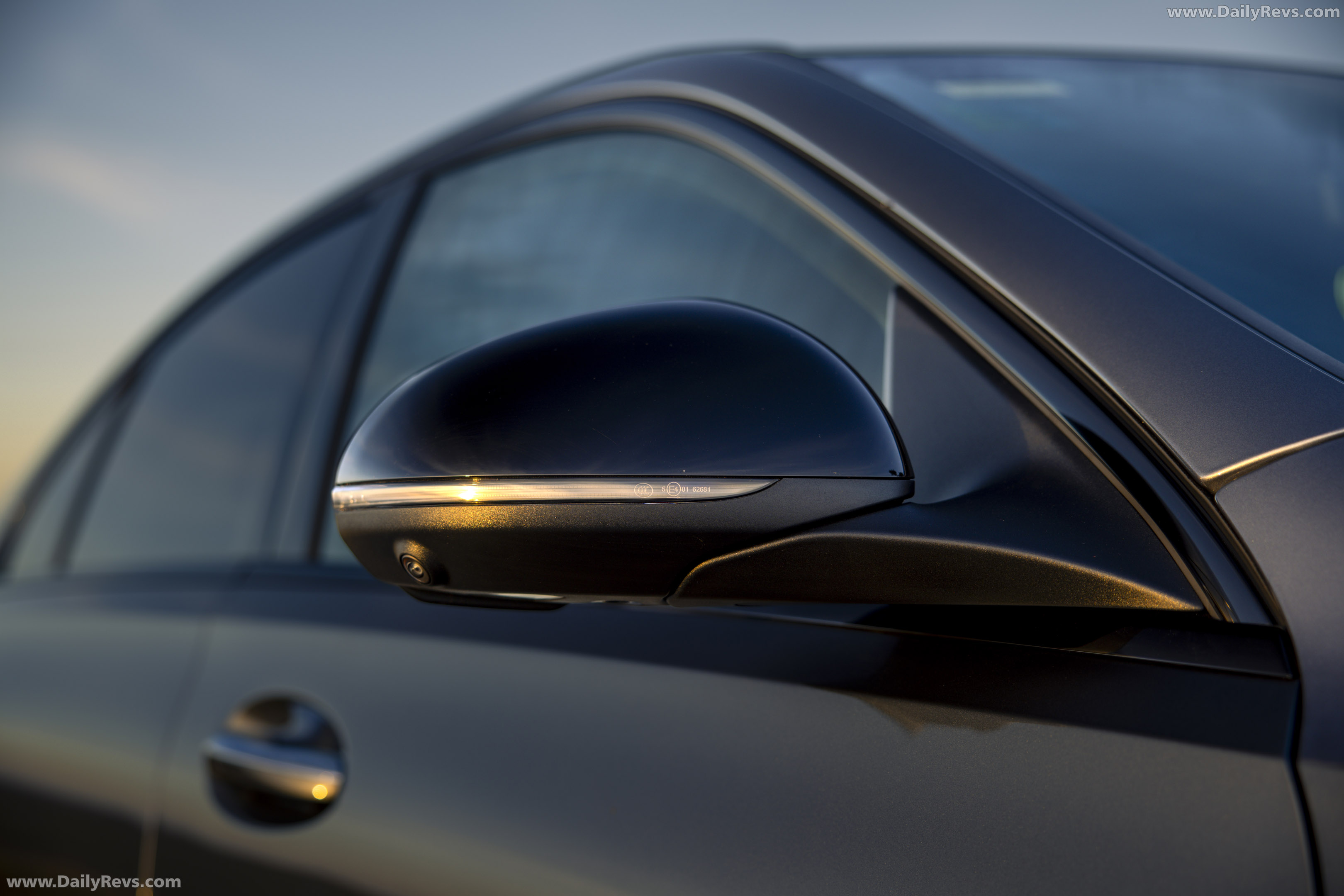 2025 Mercedes-Benz C 300 AMG Line Plus Edition S206 Exterior
