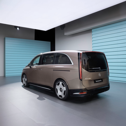 2027 Mercedes-Benz VLE 300 Velvet Brown Rear View