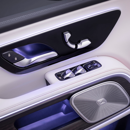 2027 Mercedes-Benz VLE 300 Velvet Brown Interior