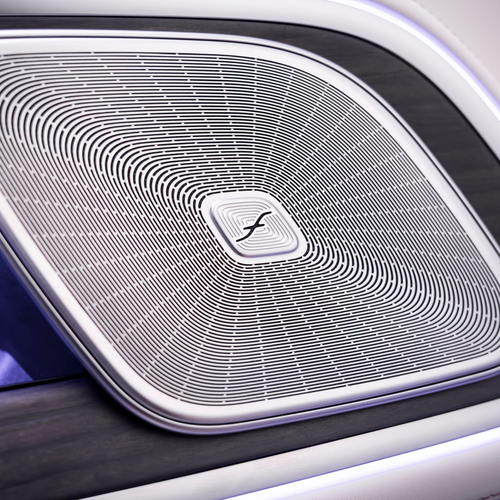2027 Mercedes-Benz VLE 300 Velvet Brown Interior