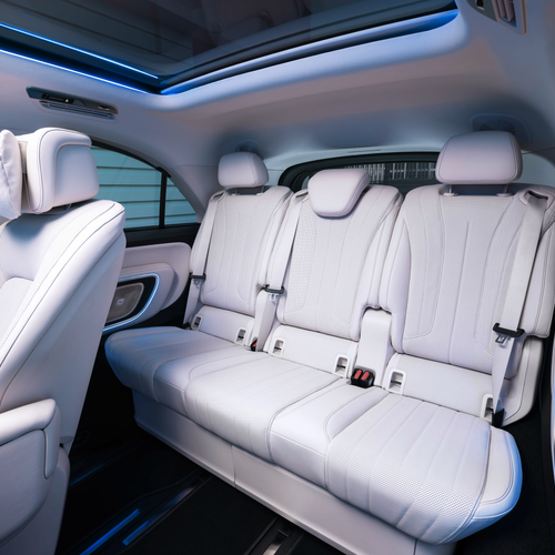 2027 Mercedes-Benz VLE 300 Velvet Brown Interior
