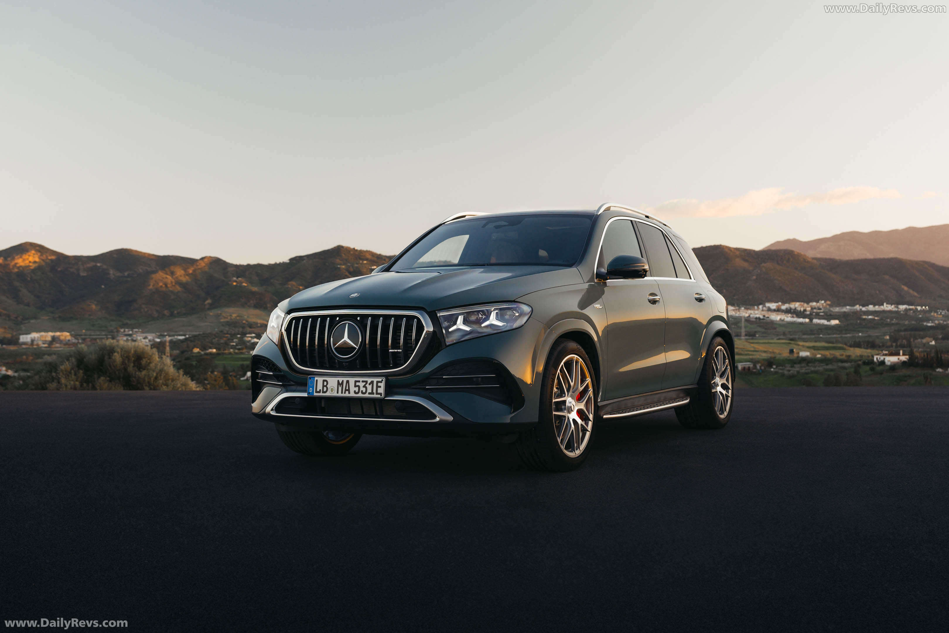 2027 Mercedes-Benz GLE 53 AMG Hybrid W167 Front View