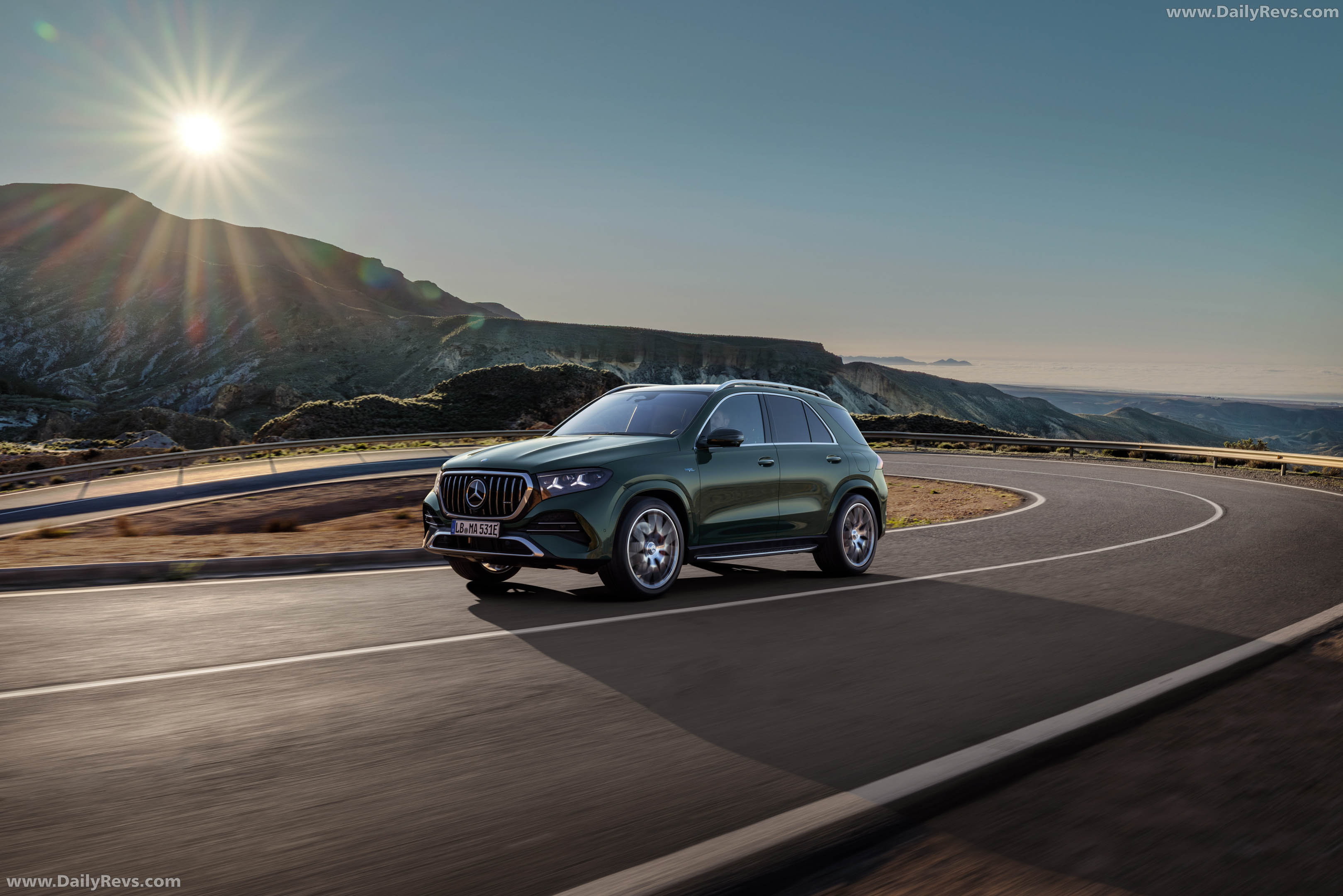 2027 Mercedes-Benz GLE 53 AMG Hybrid W167 Front View