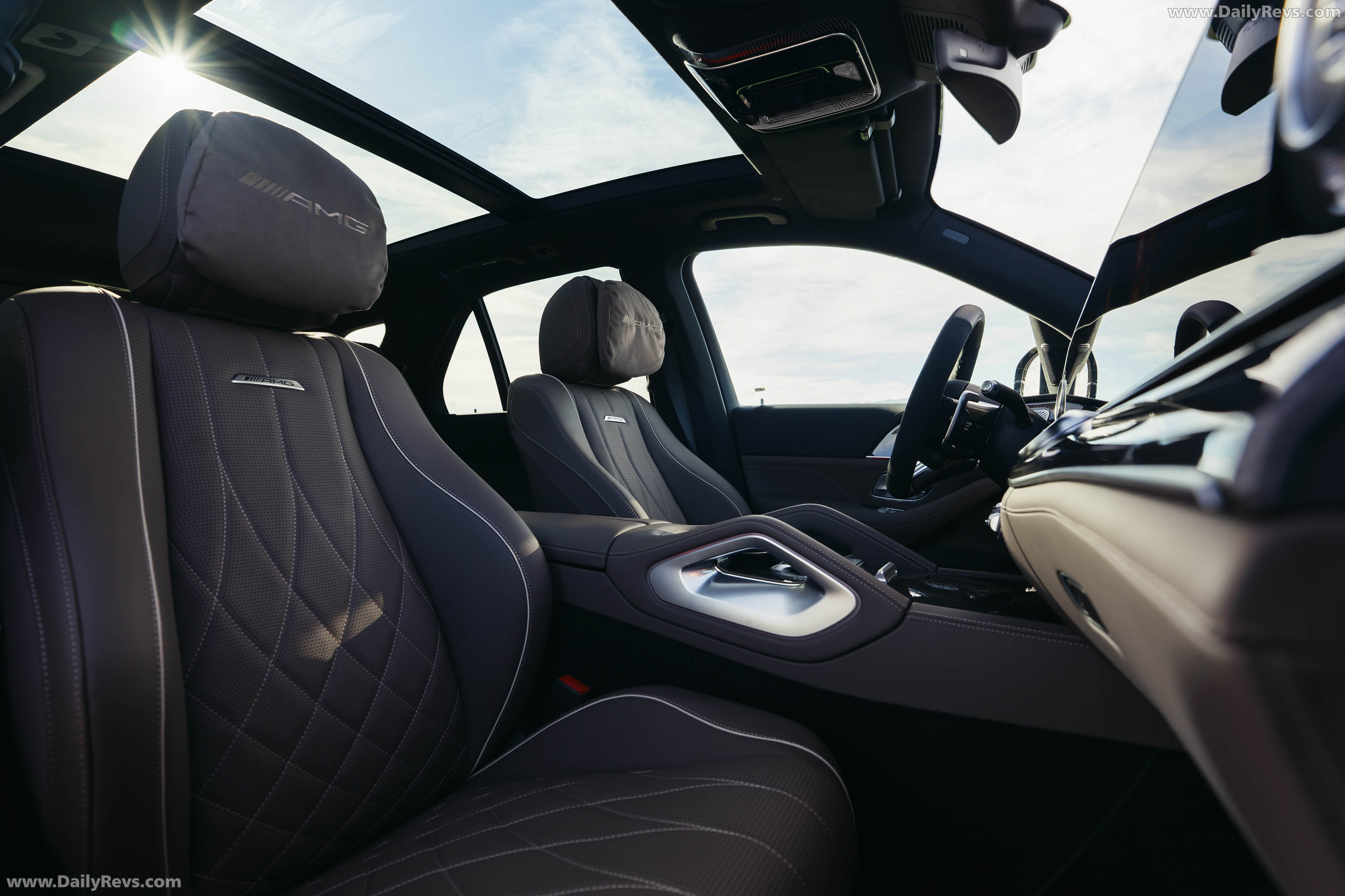 2027 Mercedes-Benz GLE 53 AMG Hybrid W167 Interior