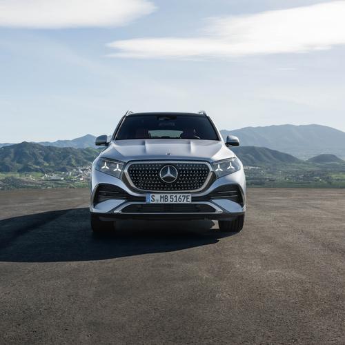 Mercedes-Benz GLE - Modern intelligence meets commanding performance.