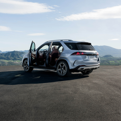 2027 Mercedes-Benz GLE Manufaktur Cote dAzur W167 Rear View