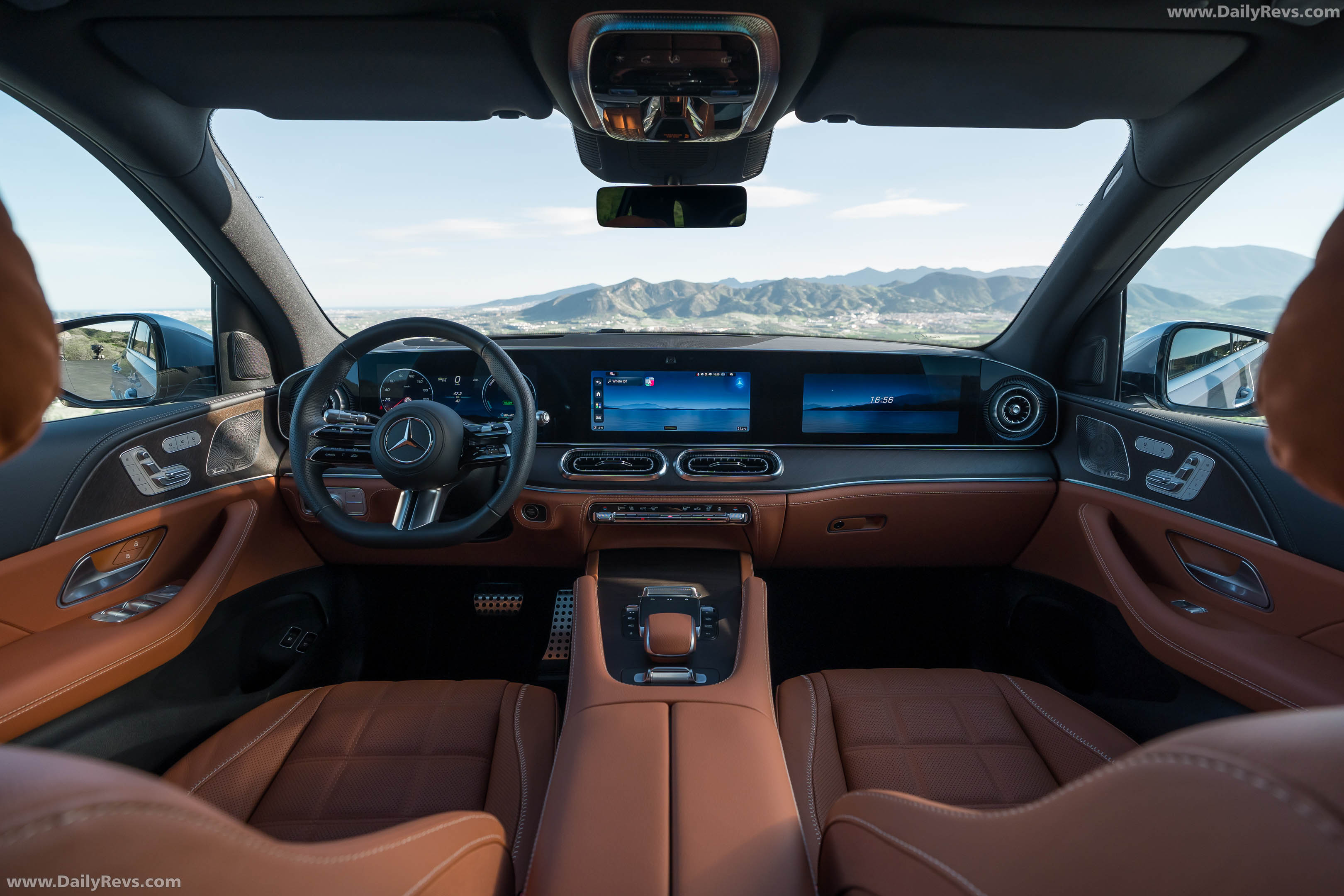 2027 Mercedes-Benz GLE Manufaktur Cote dAzur W167 Interior