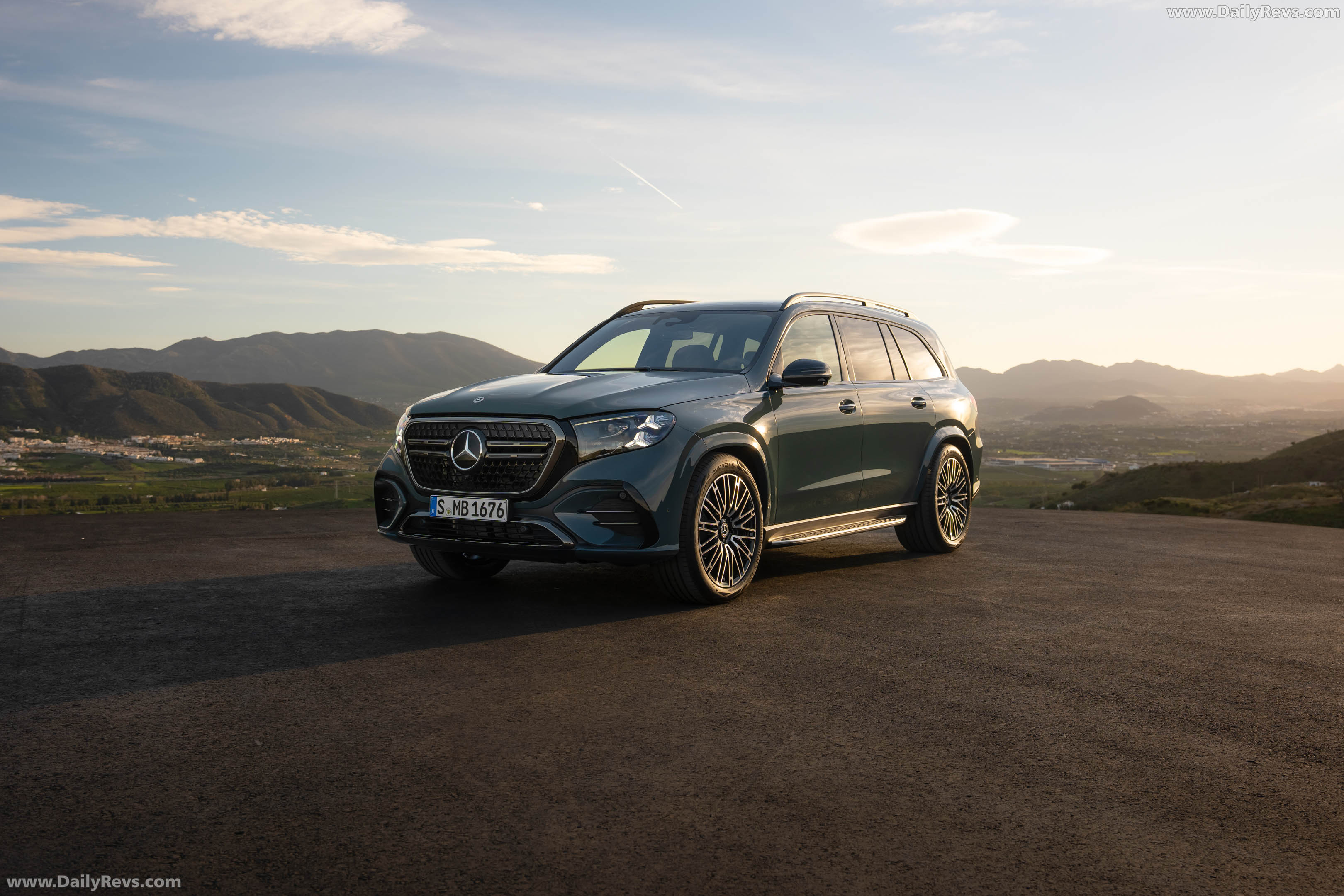 2027 Mercedes-Benz GLS X167 Front View