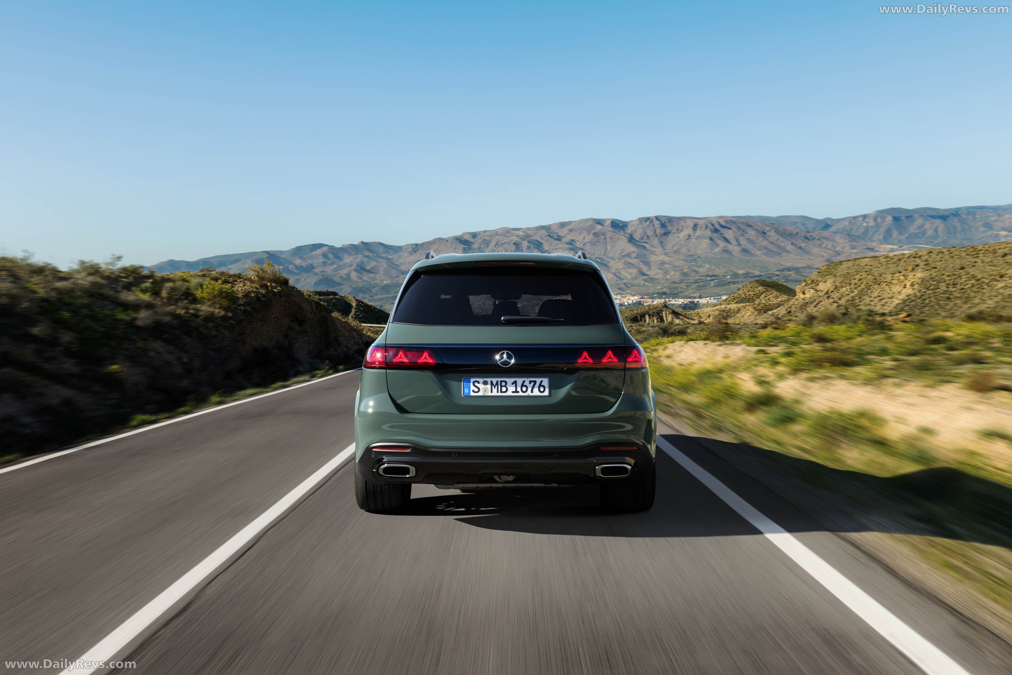 2027 Mercedes-Benz GLS X167 Rear View