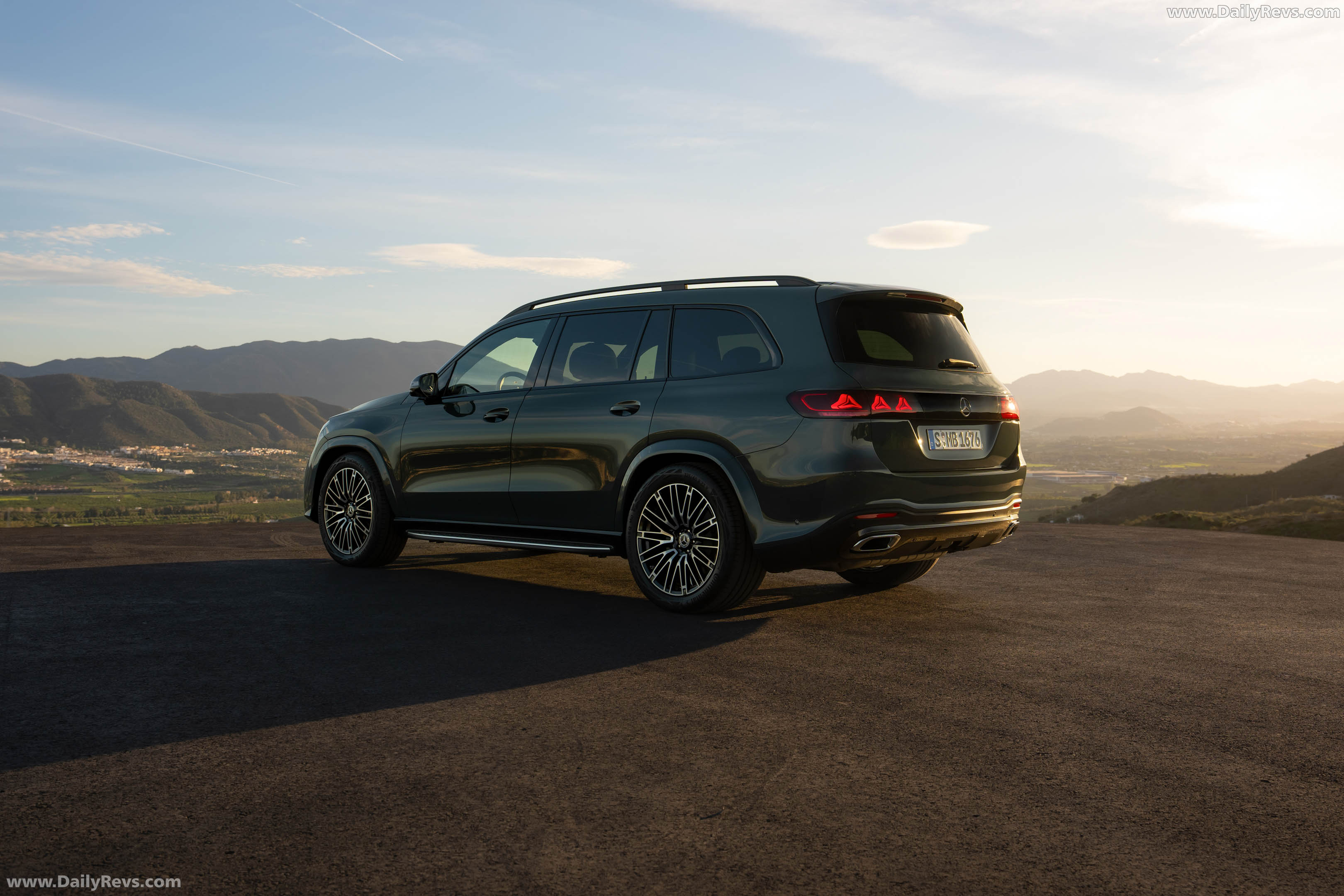 2027 Mercedes-Benz GLS X167 Rear View