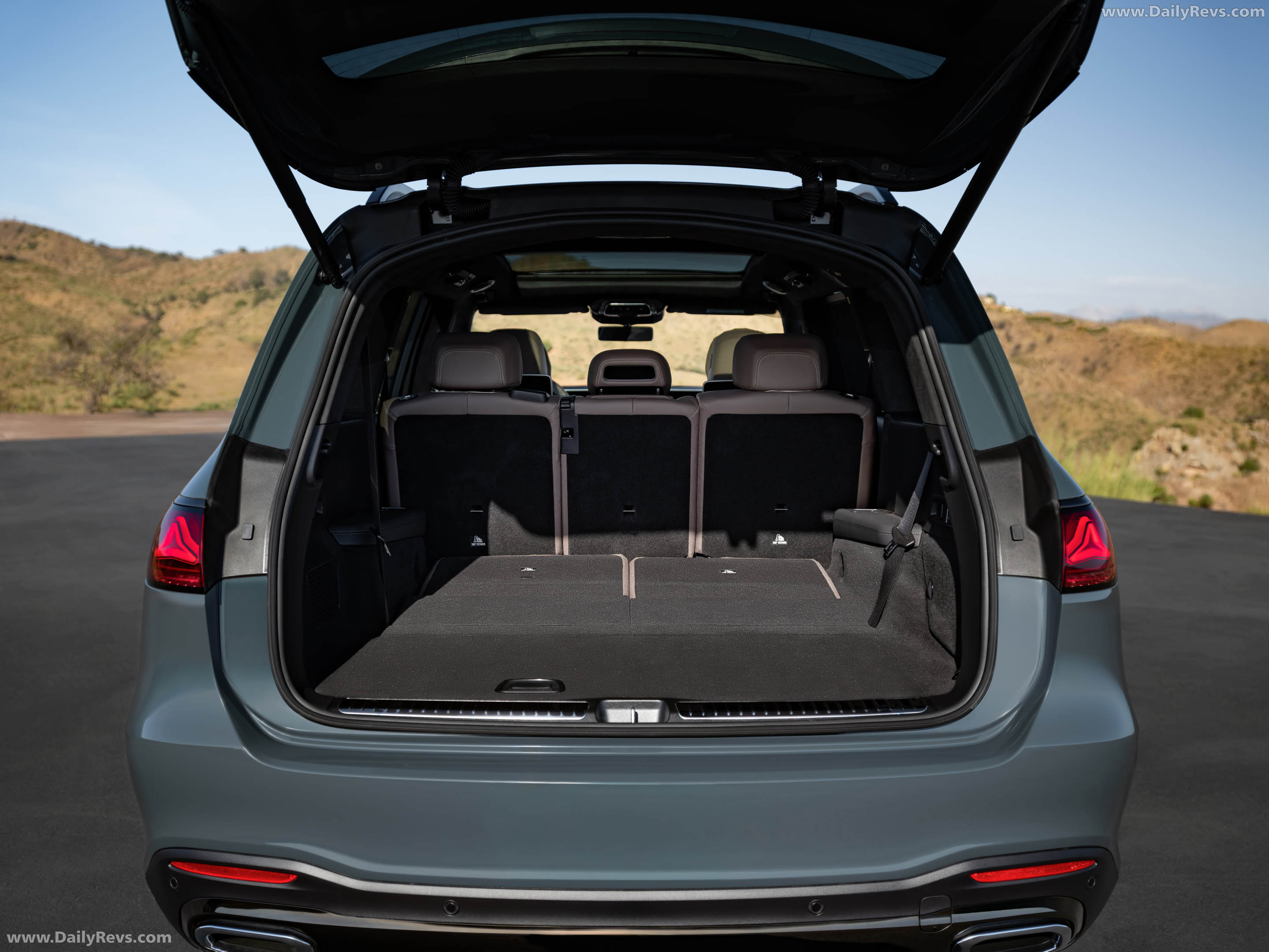 2027 Mercedes-Benz GLS X167 Interior
