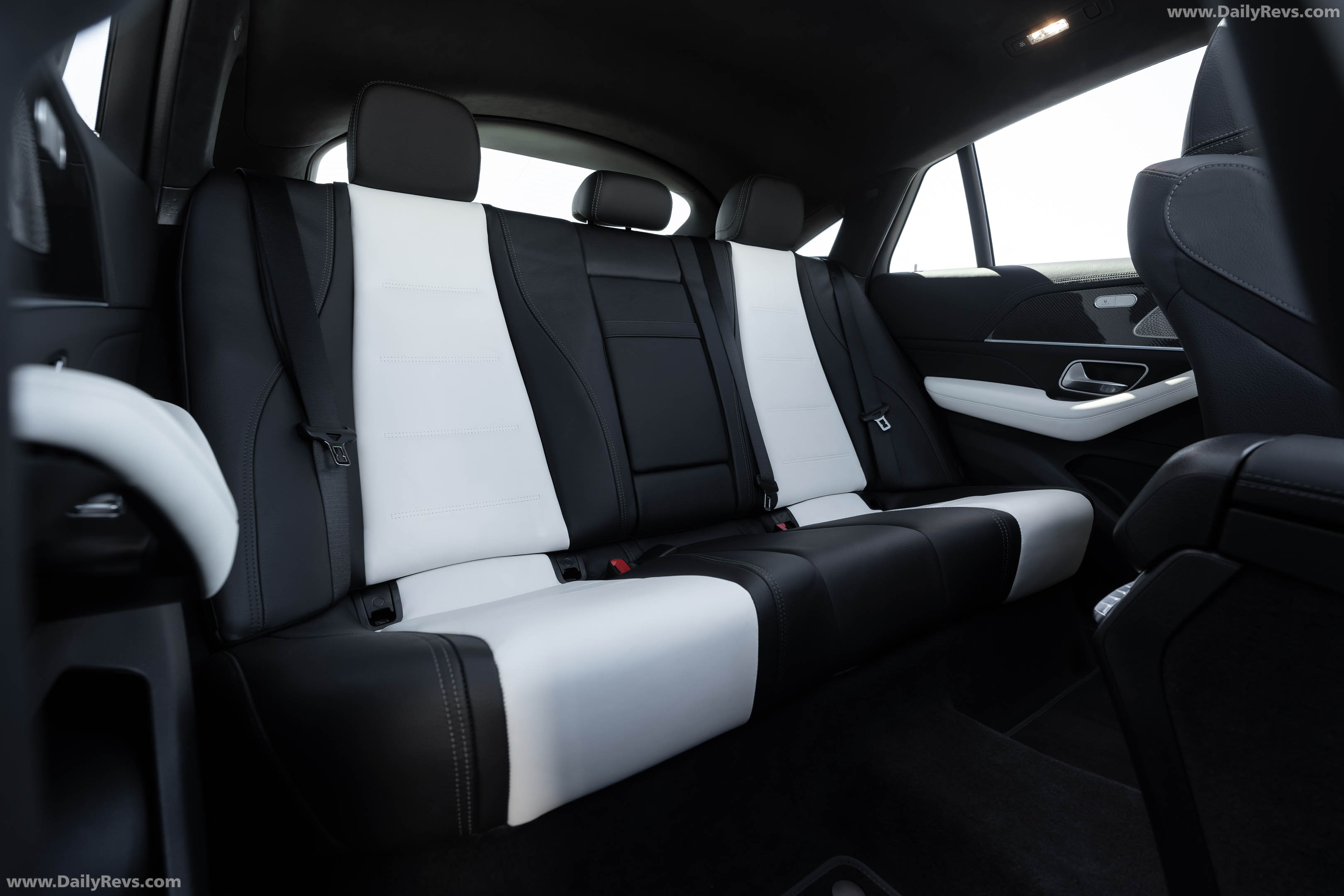 2027 Mercedes-Benz GLE Coupe C167 Interior