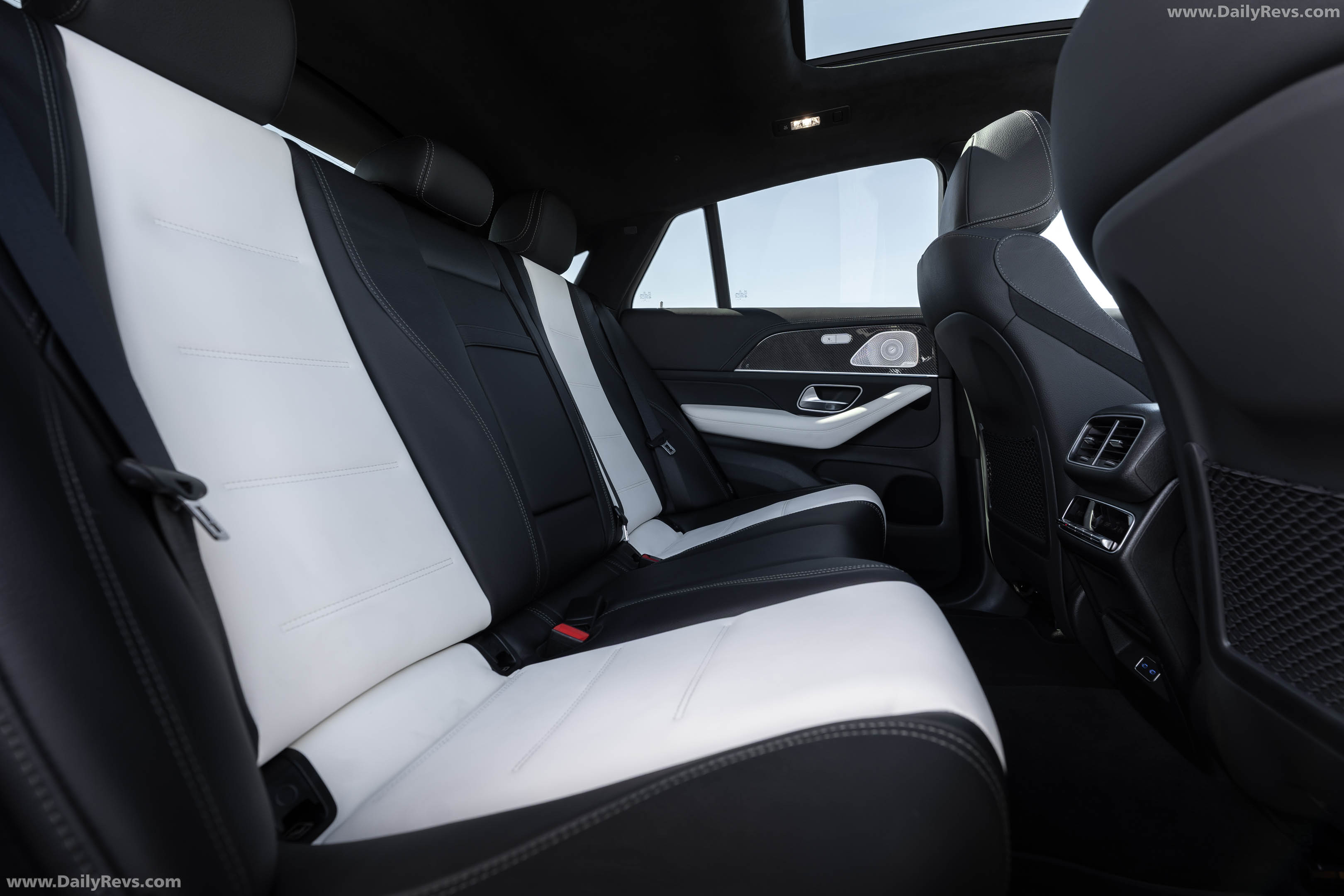 2027 Mercedes-Benz GLE Coupe C167 Interior