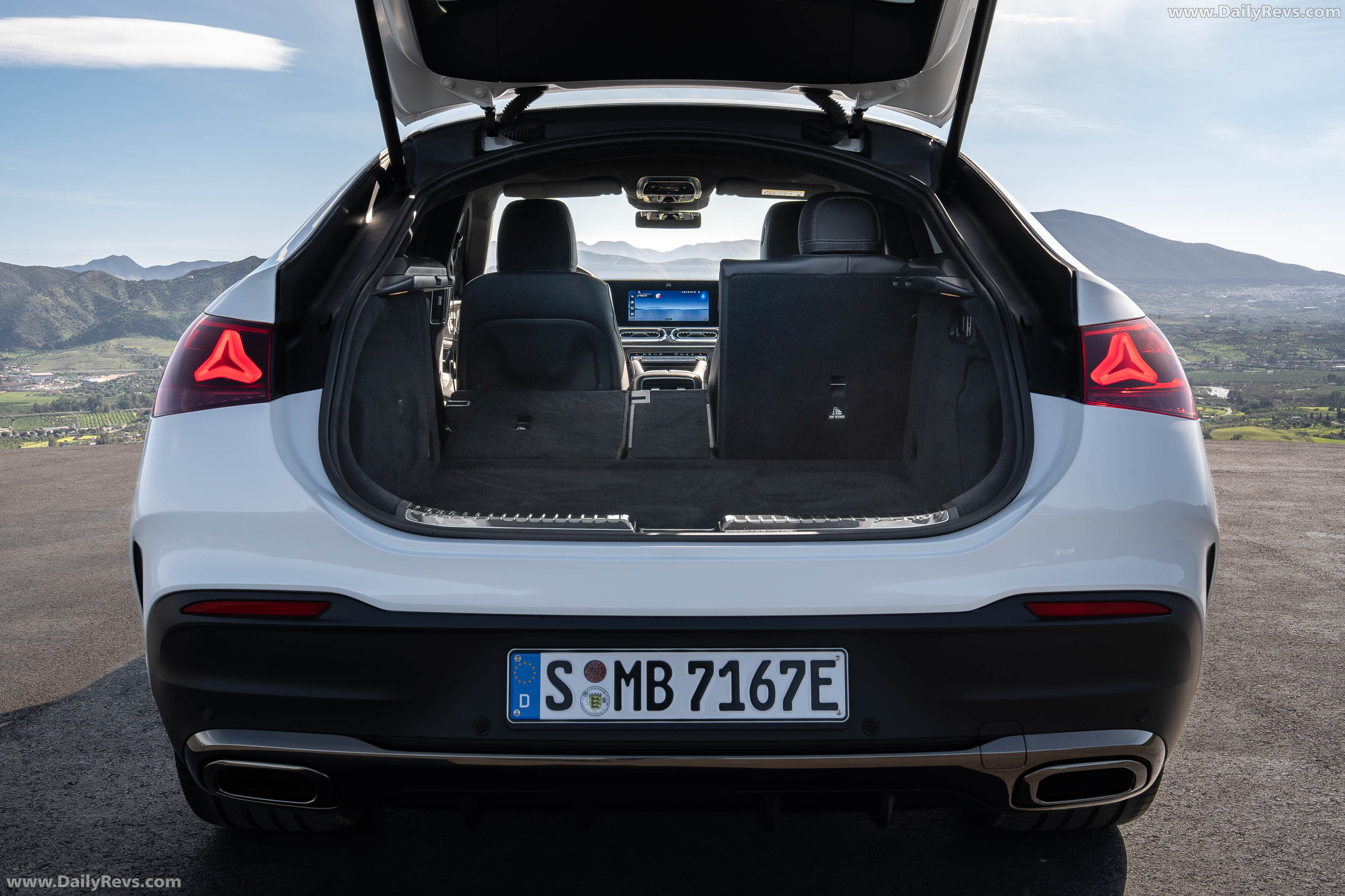 2027 Mercedes-Benz GLE Coupe C167 Interior