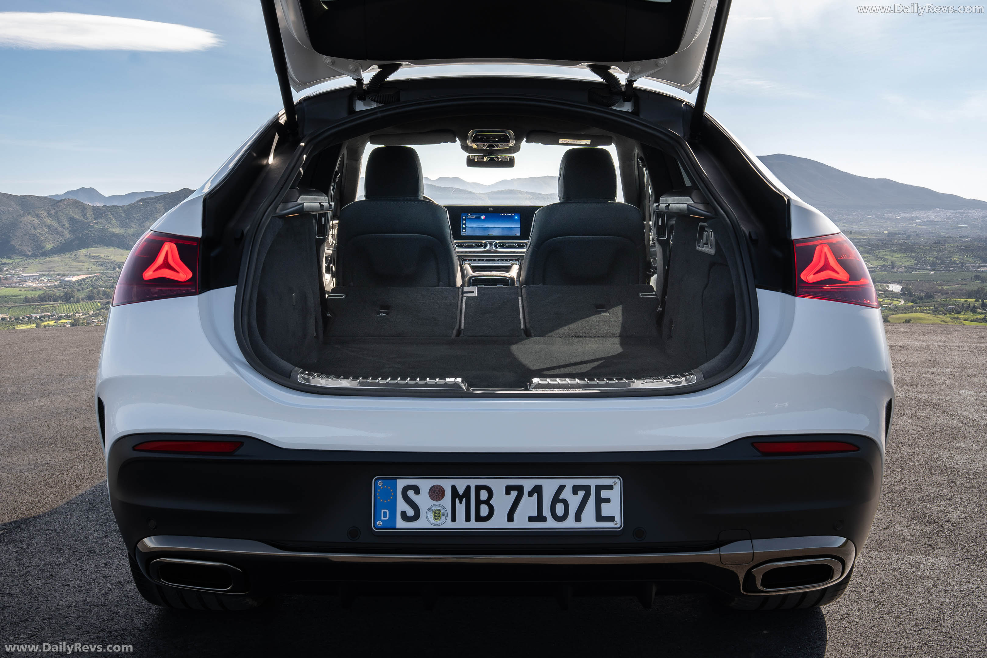 2027 Mercedes-Benz GLE Coupe C167 Interior