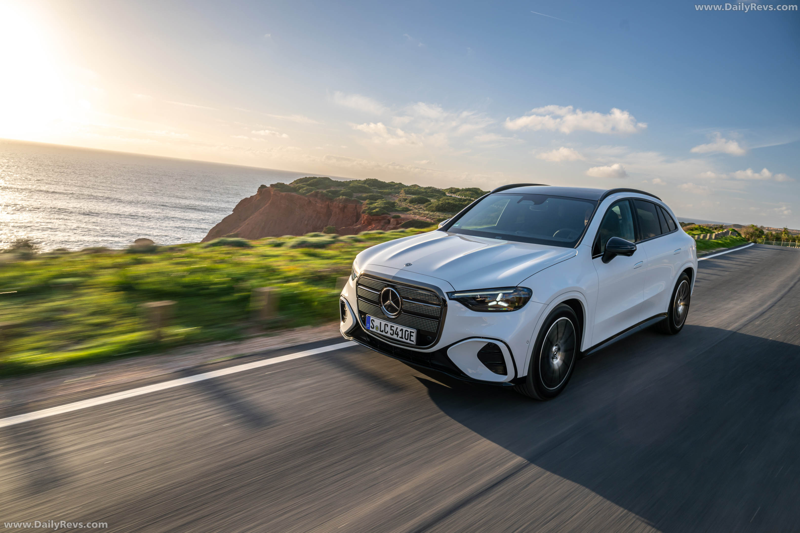 2026 Mercedes-Benz GLC EQ X254 Opalite White Front View