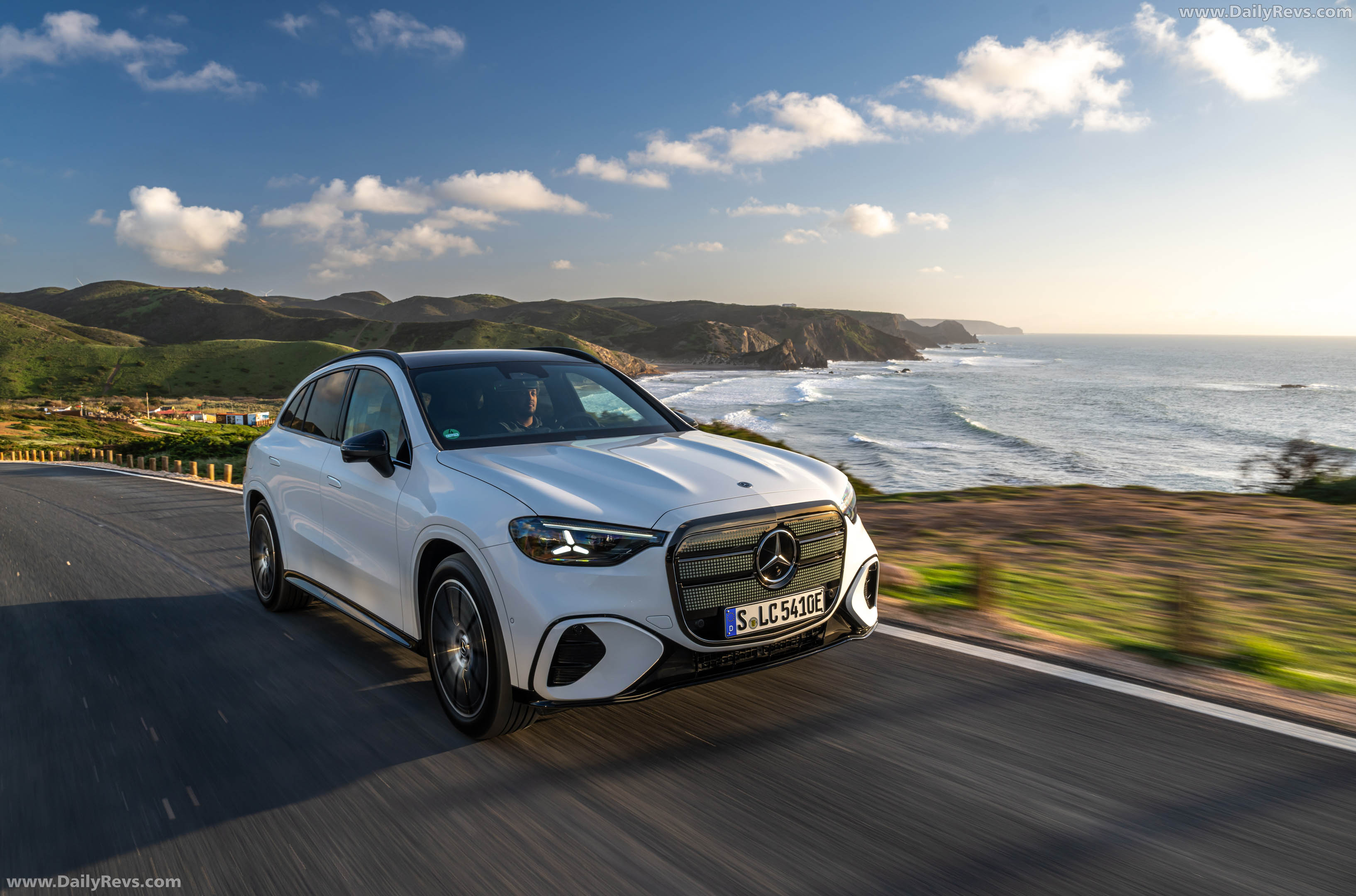 2026 Mercedes-Benz GLC EQ X254 Opalite White Front View