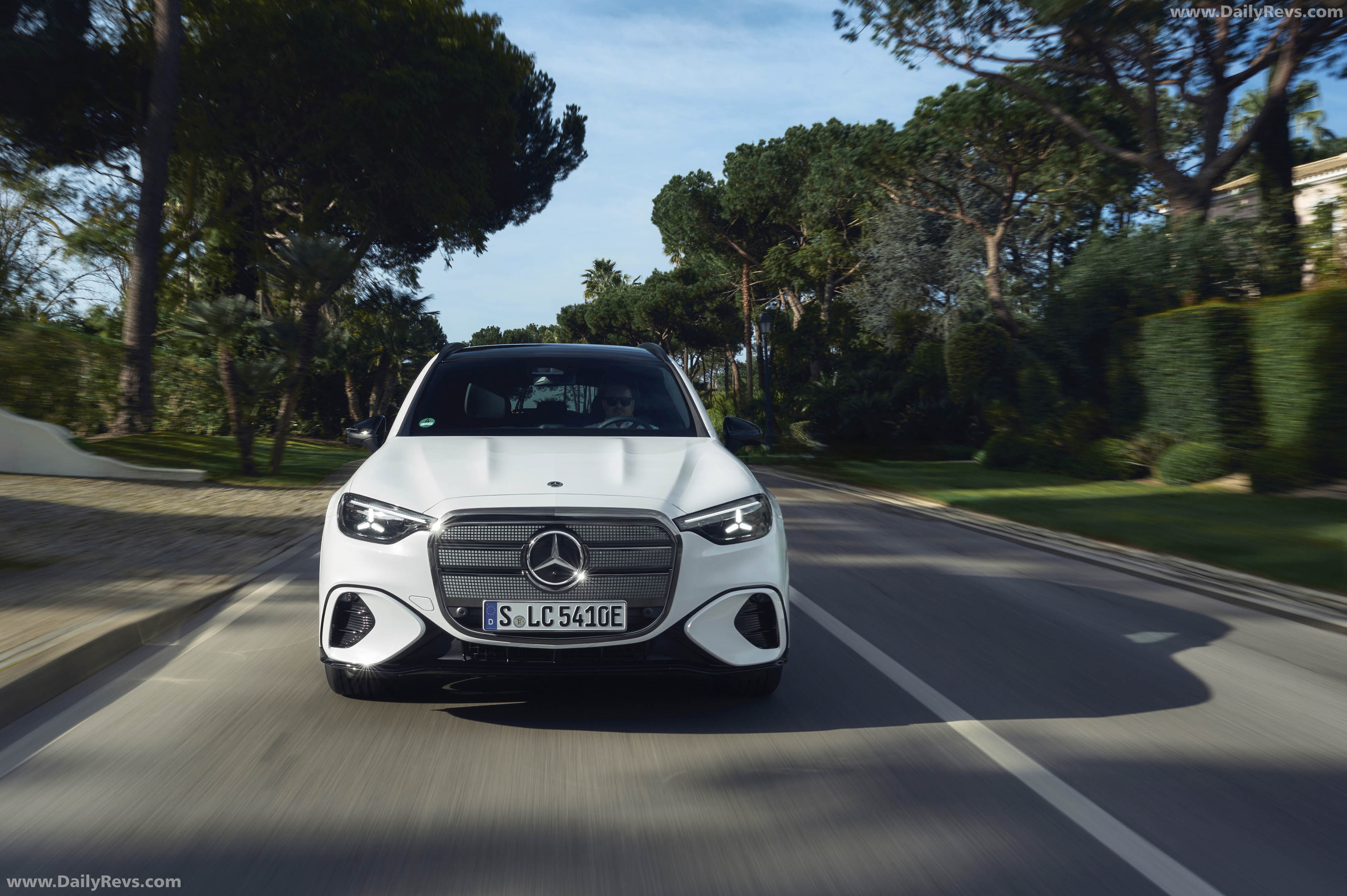 2026 Mercedes-Benz GLC EQ X254 Opalite White Front View