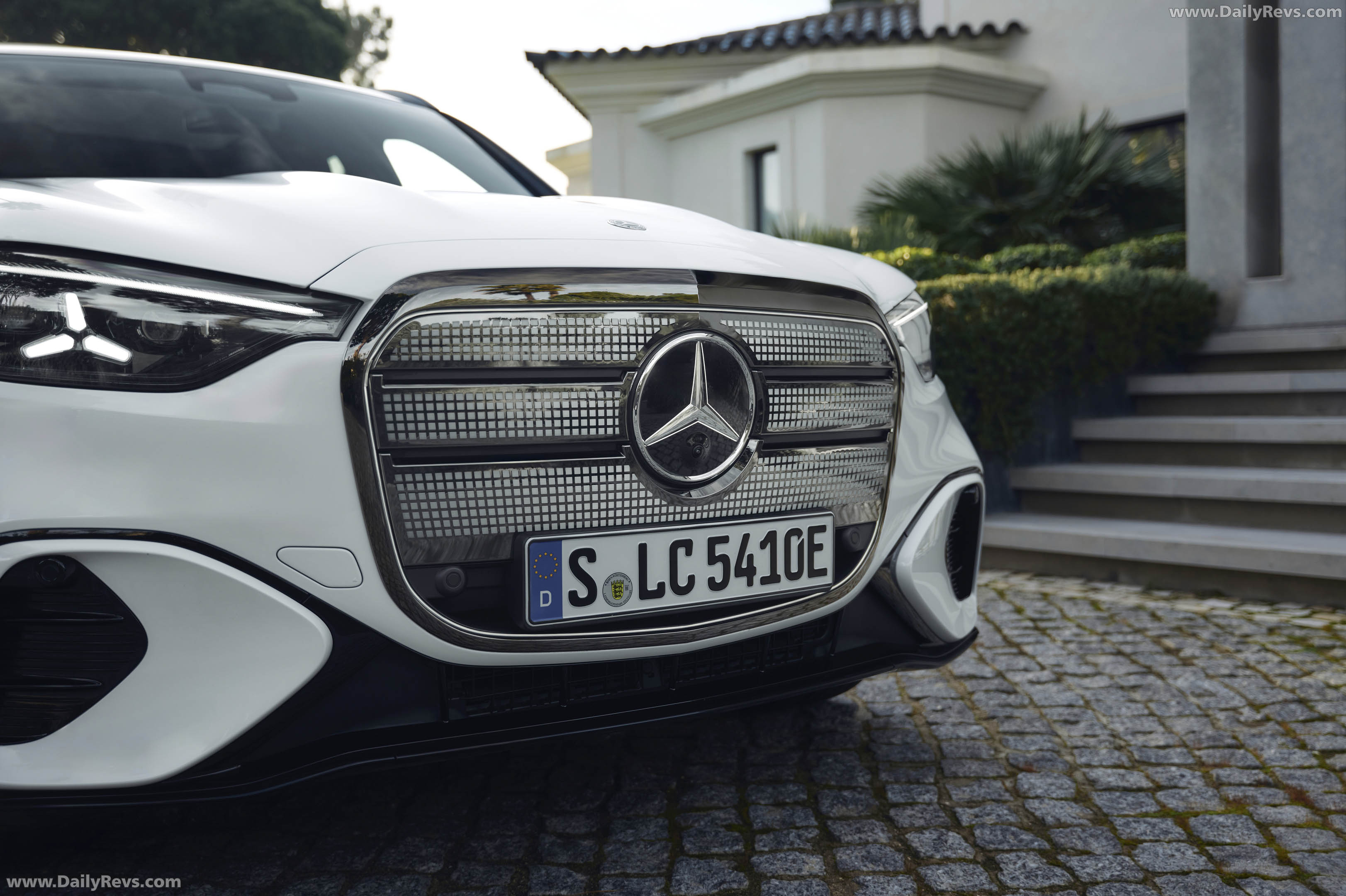 2026 Mercedes-Benz GLC EQ X254 Opalite White Exterior