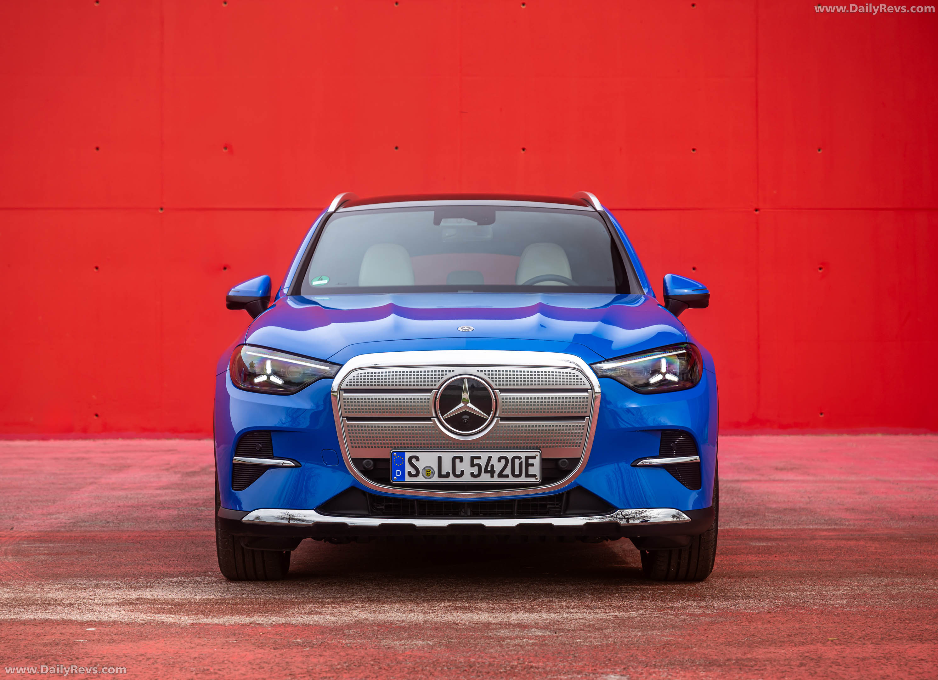 2026 Mercedes-Benz GLC EQ X254 Sheer Blue Front View