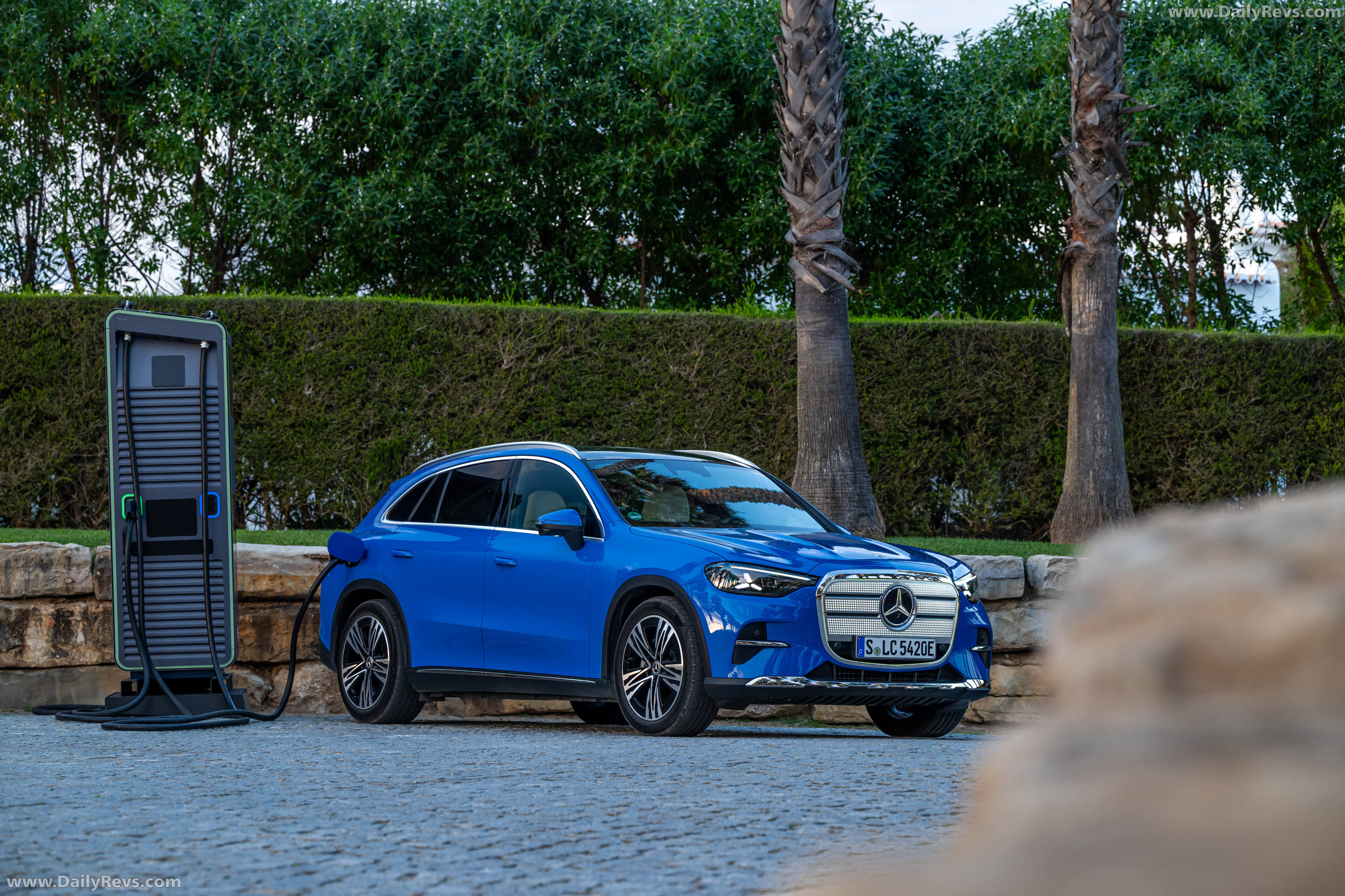 2026 Mercedes-Benz GLC EQ X254 Sheer Blue Front View