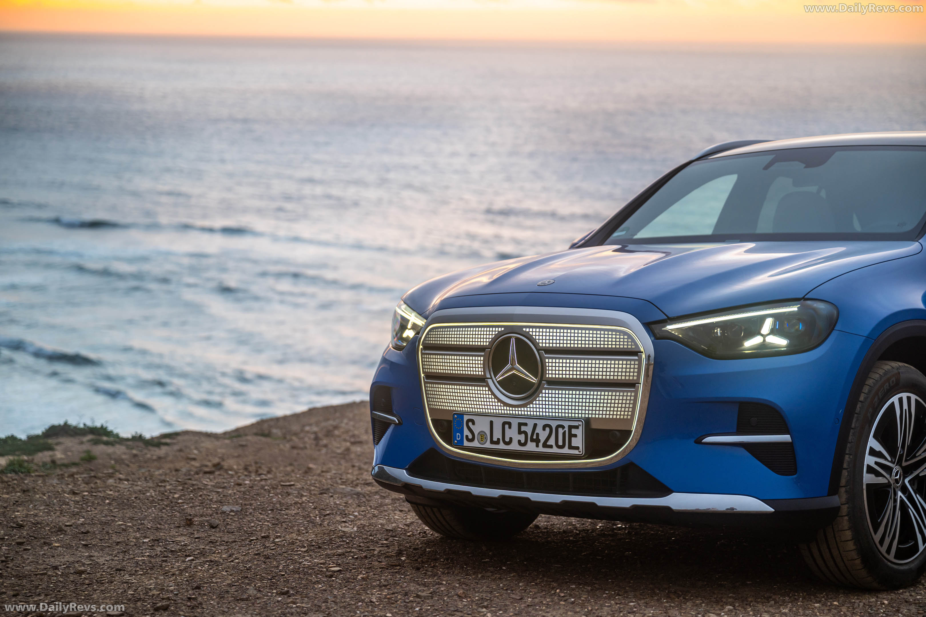 2026 Mercedes-Benz GLC EQ X254 Sheer Blue Exterior
