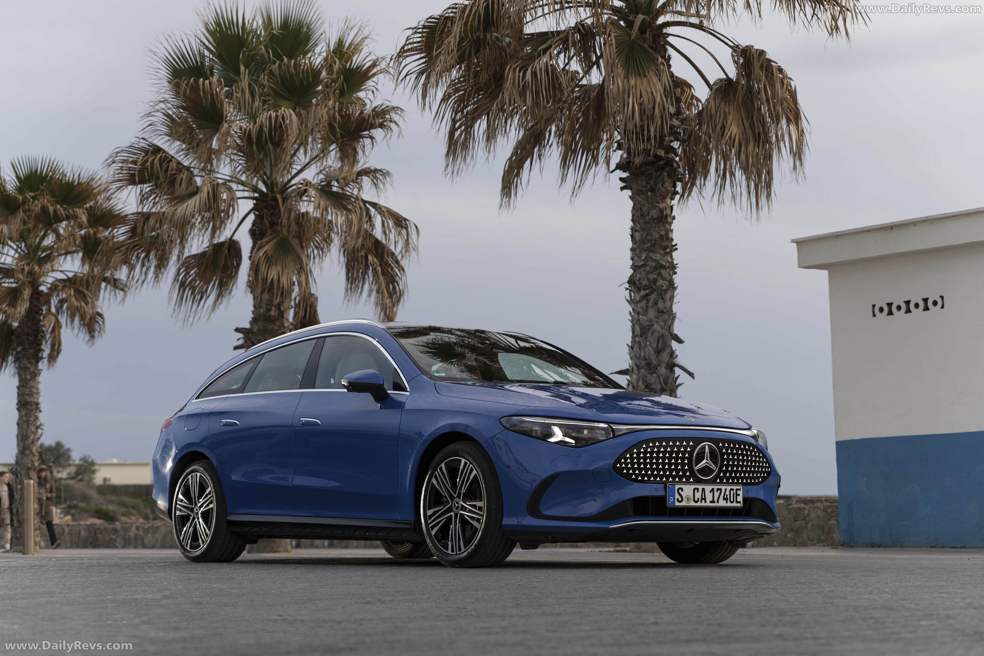 2026 Mercedes-Benz CLA 250 Plus Shooting Brake X118 Front View