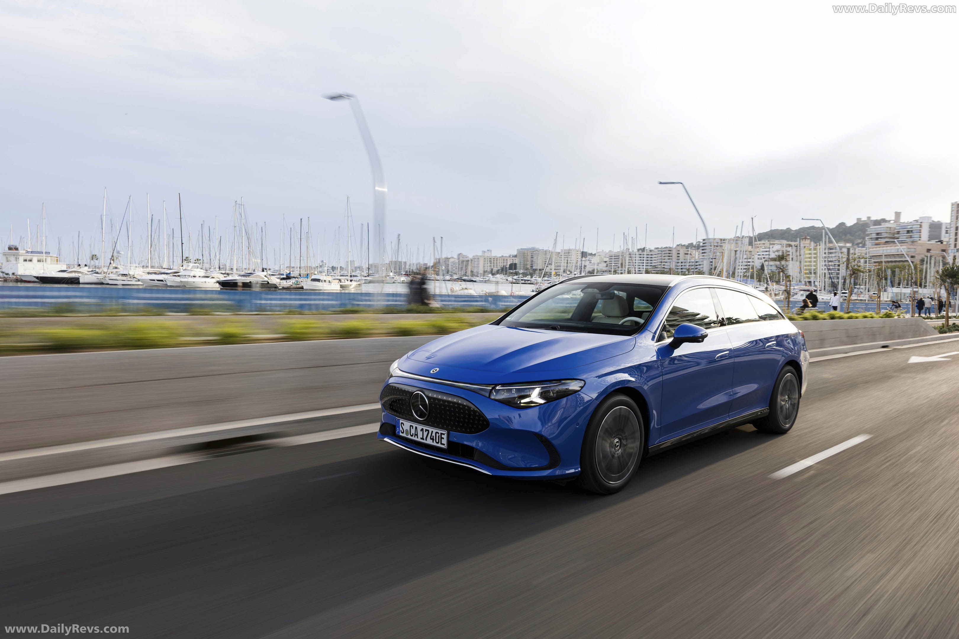 2026 Mercedes-Benz CLA 250 Plus Shooting Brake X118 Front View
