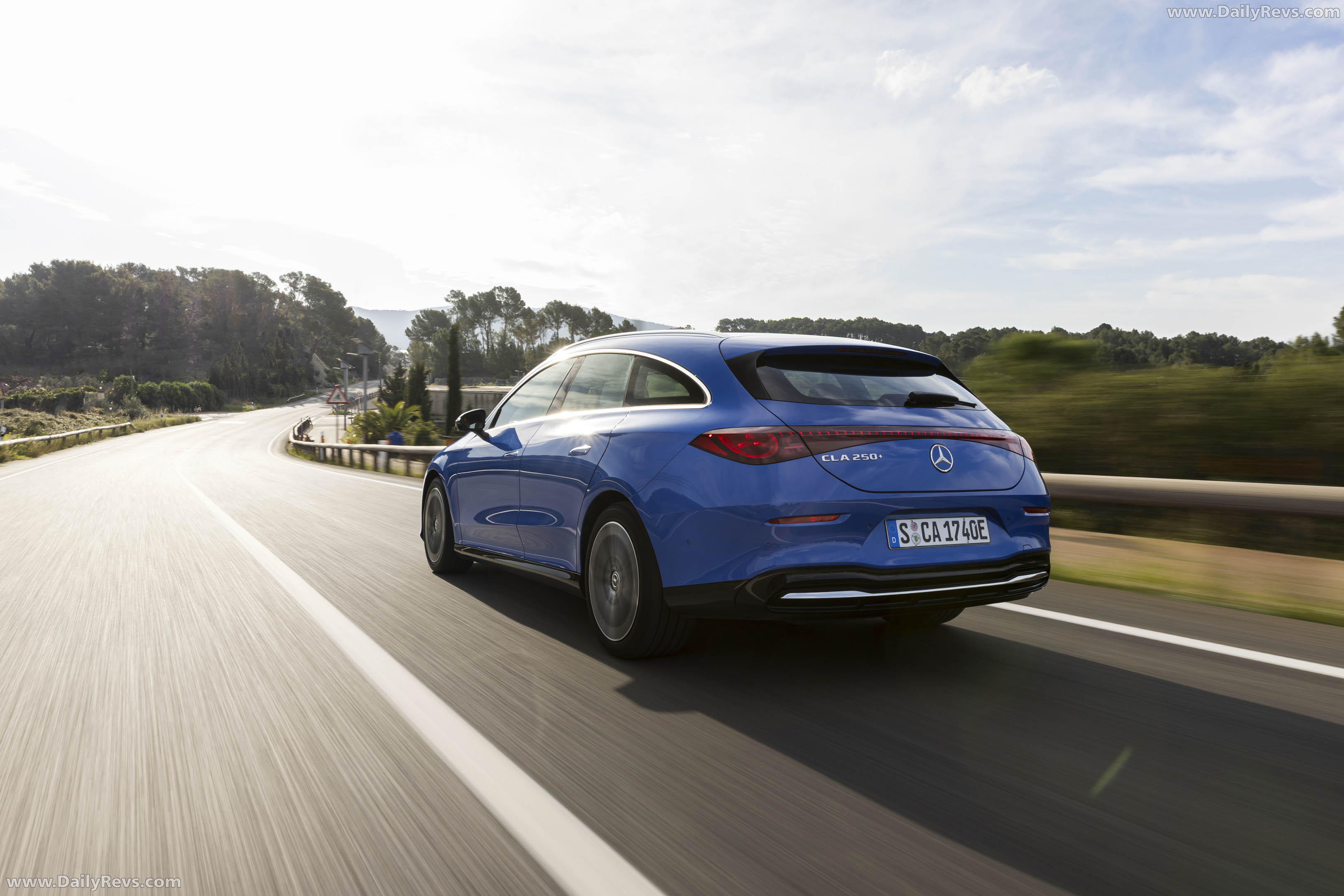 2026 Mercedes-Benz CLA 250 Plus Shooting Brake X118 Rear View