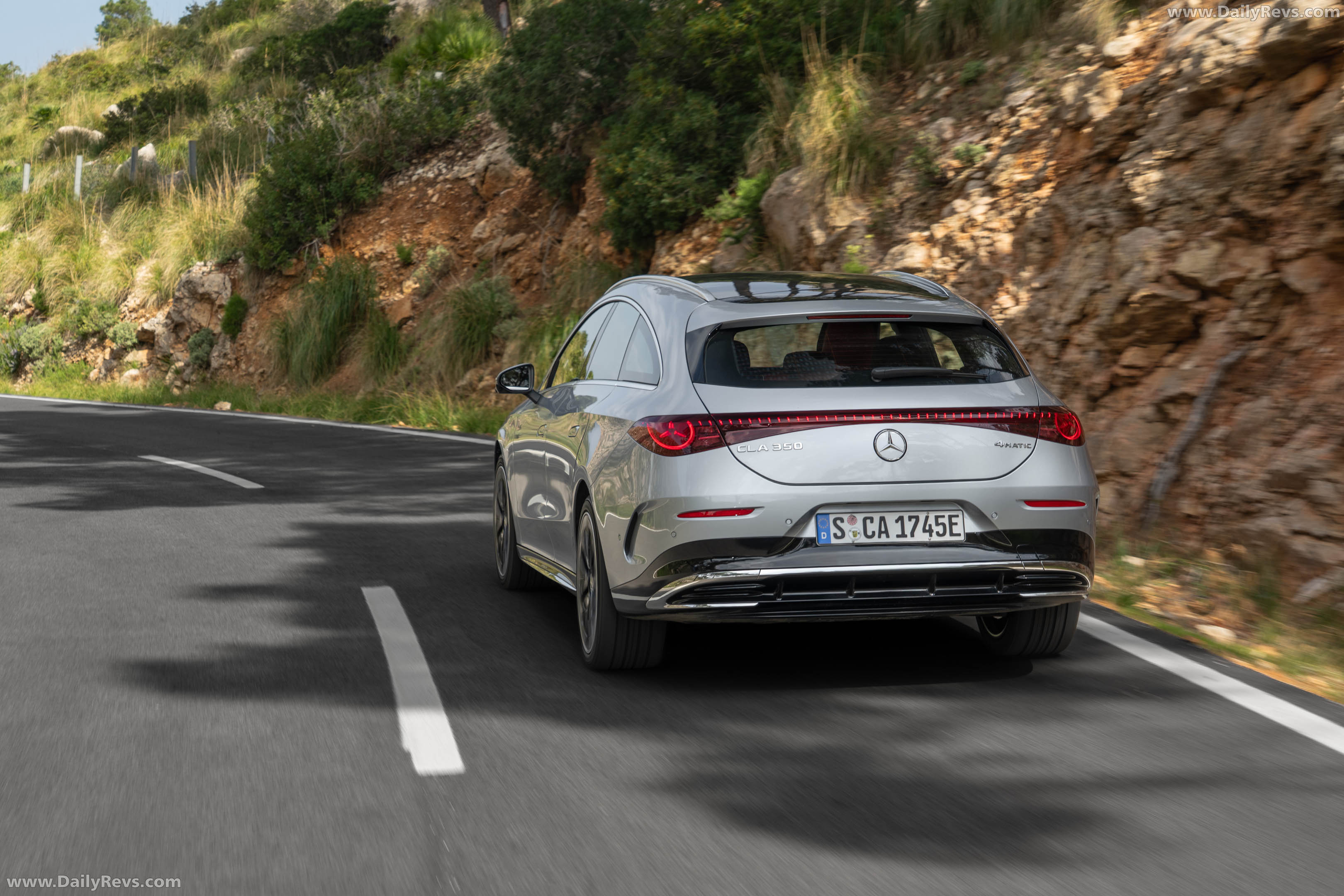 2026 Mercedes-Benz CLA 350 4MATIC Shooting Brake X118 Rear View