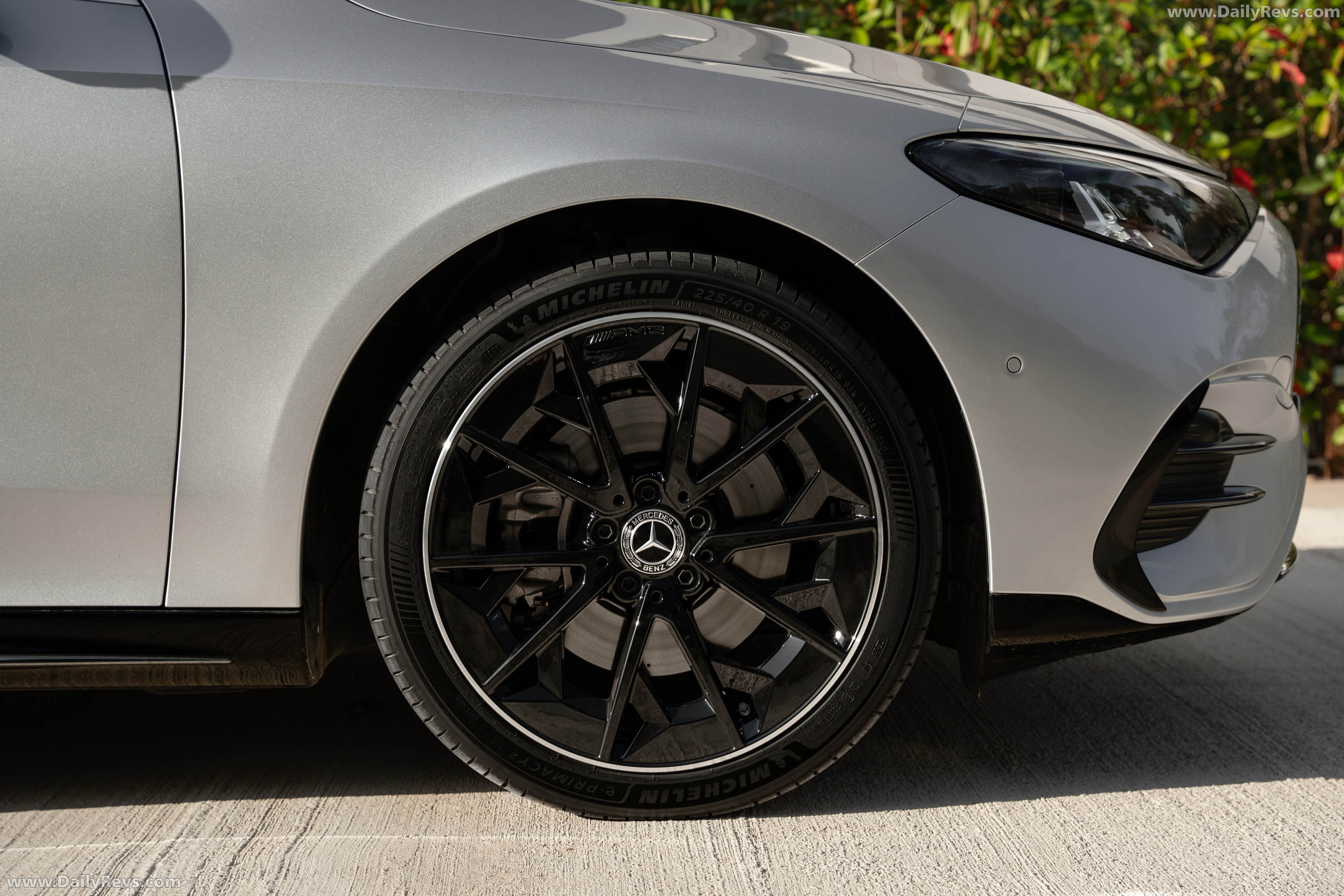 2026 Mercedes-Benz CLA 350 4MATIC Shooting Brake X118 Exterior