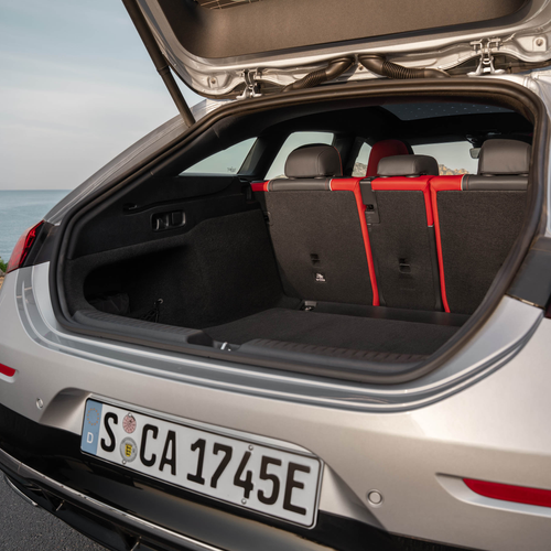 2026 Mercedes-Benz CLA 350 4MATIC Shooting Brake X118 Interior