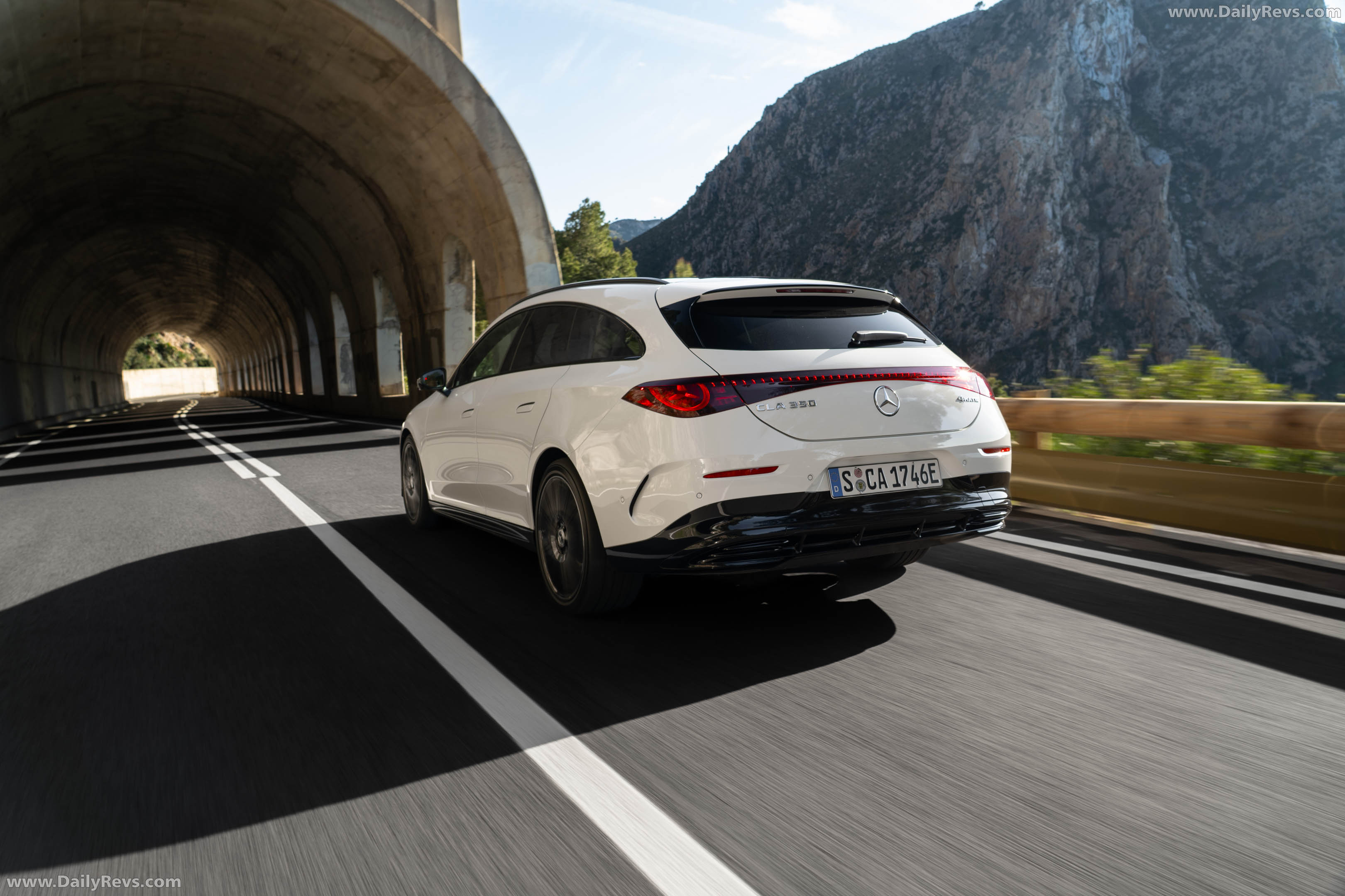 2026 Mercedes-Benz CLA 350 4MATIC Shooting Brake X118 Polar White Rear View