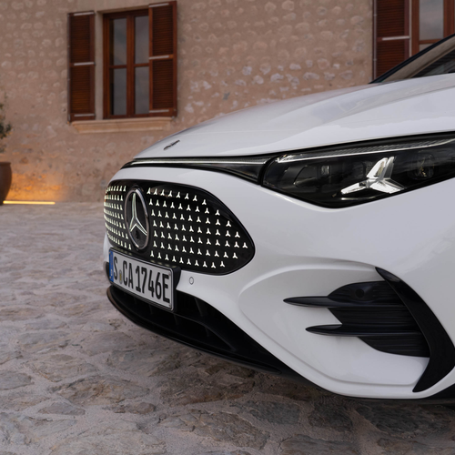 2026 Mercedes-Benz CLA 350 4MATIC Shooting Brake X118 Polar White Exterior